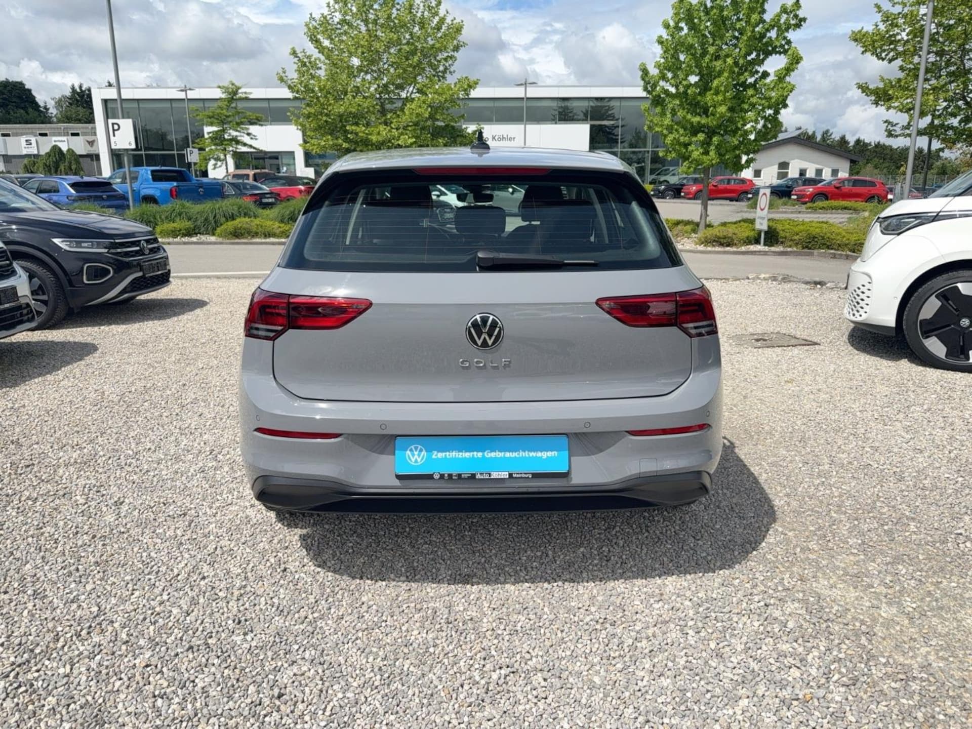 Volkswagen Golf Life