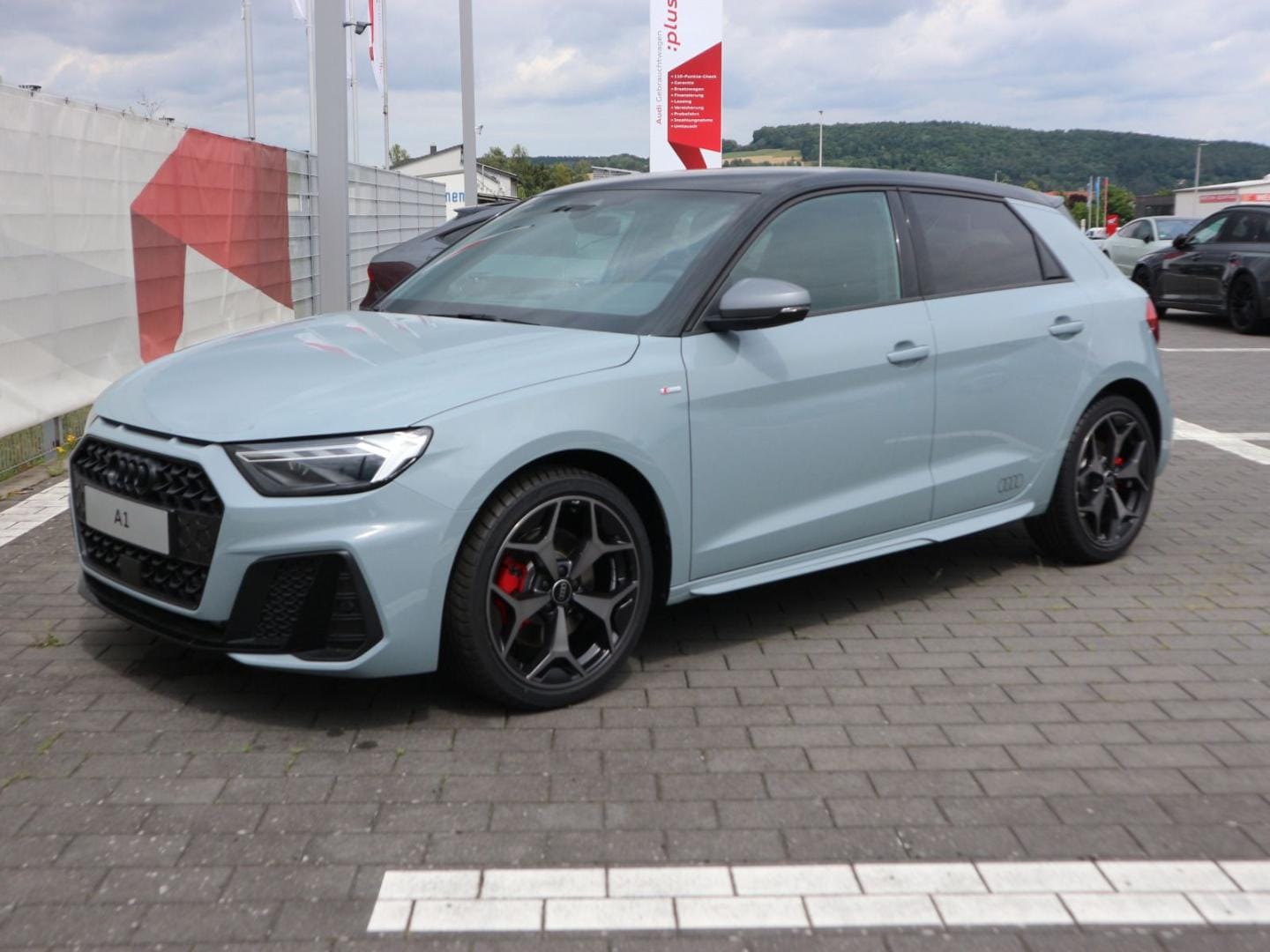 Bild über Audi A1 Sportback S line 40 TFSI S tronic - für weitere Informationen kontaktieren Sie den Audi Partner