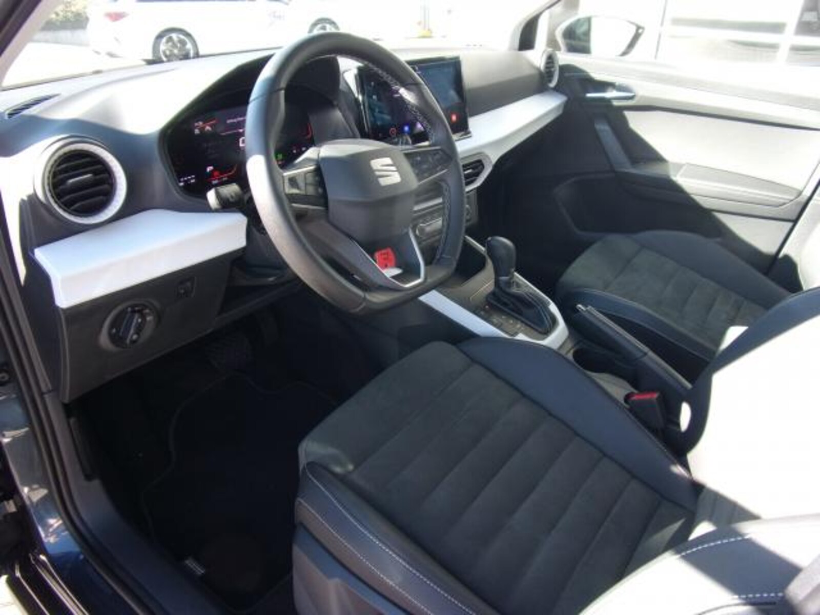 SEAT Arona – Bild 13