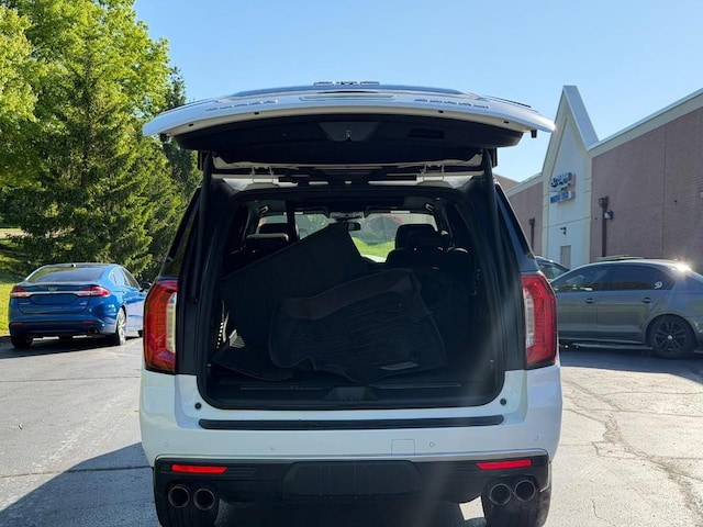 2023 GMC Yukon