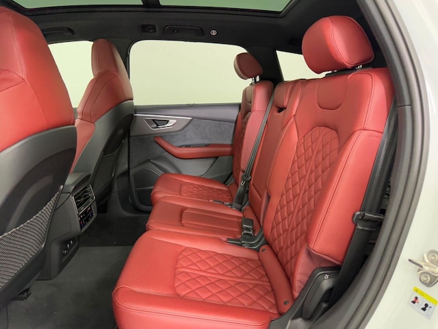 2026 Audi SQ7 Premium Plus - Photo 15