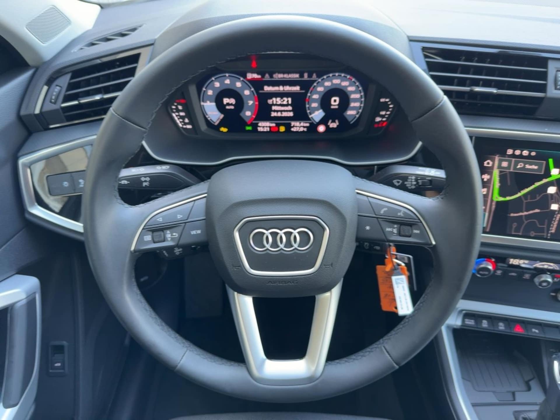 Audi Q3 Sportback S line