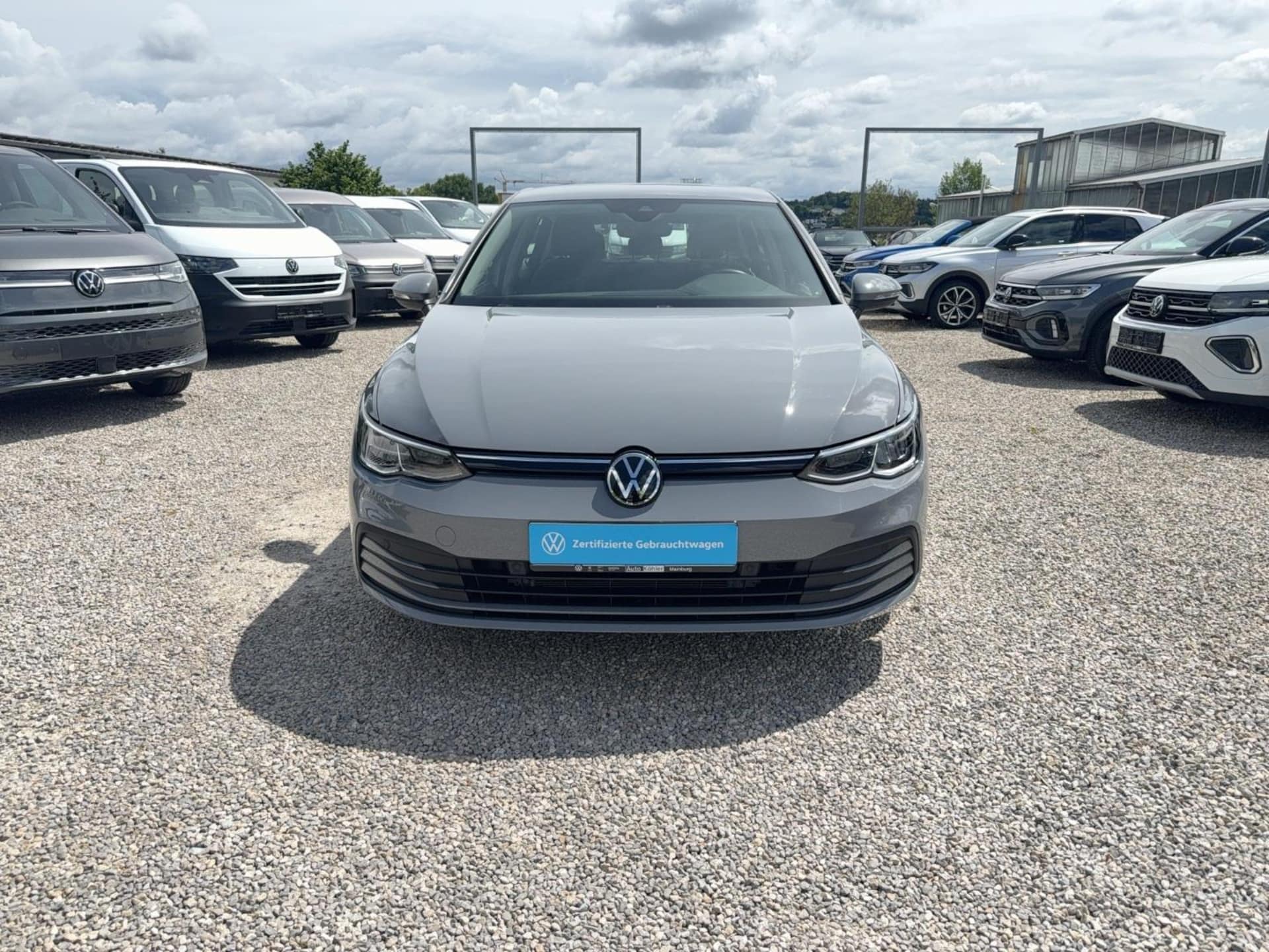 Volkswagen Golf Life