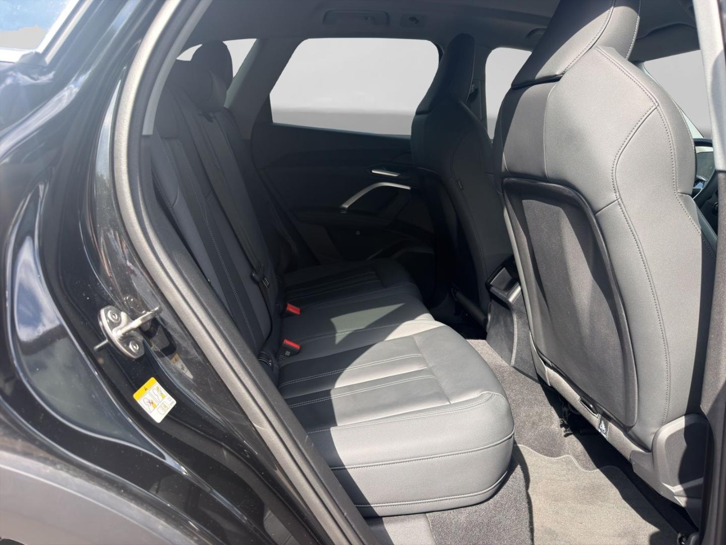 Bild über Audi Q5 SUV TFSI quattro 150 kW S tronic - für weitere Informationen kontaktieren Sie den Audi Partner