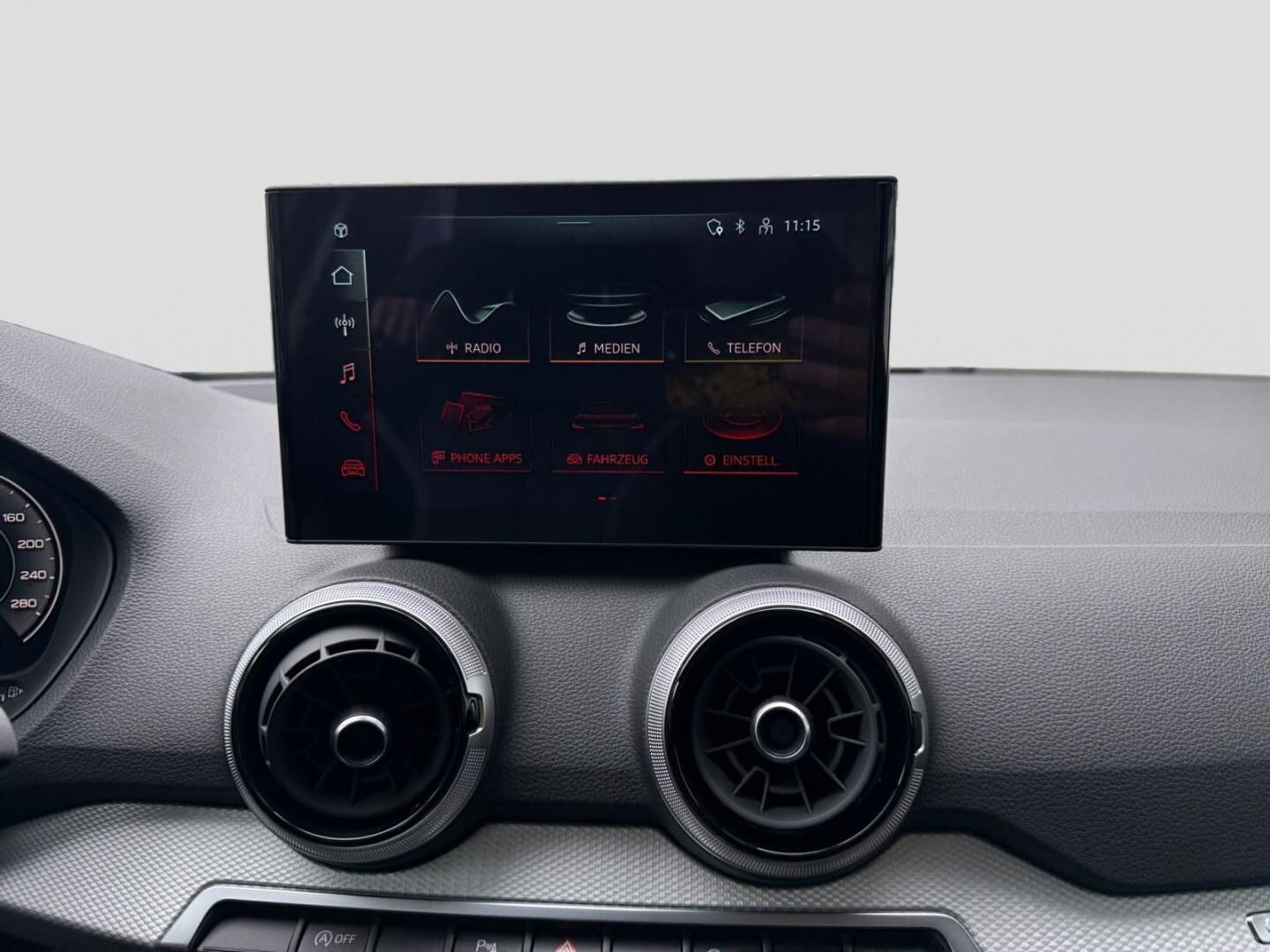 Bild über Audi Q2 advanced 30 TFSI Schaltgetriebe - für weitere Informationen kontaktieren Sie den Audi Partner