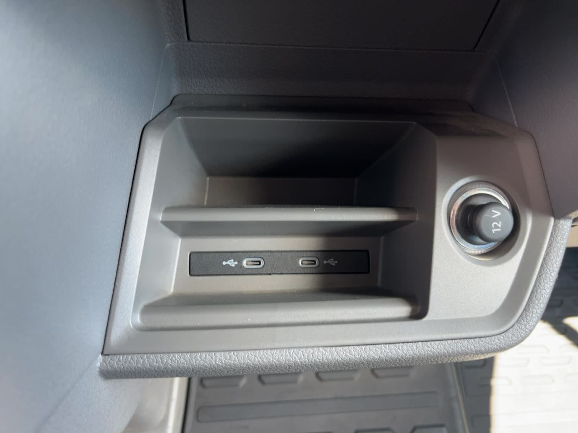 Volkswagen Crafter Kasten langer Radstand