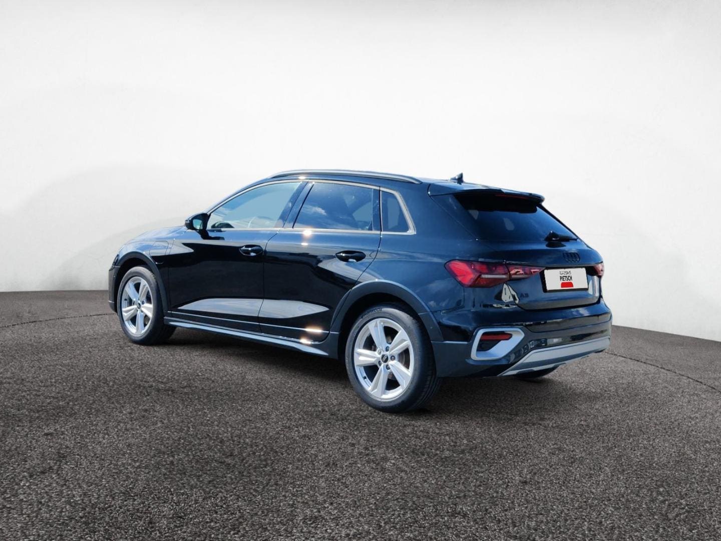 Bild über Audi A3 allstreet TFSI e 40 TFSI e S tronic - für weitere Informationen kontaktieren Sie den Audi Partner