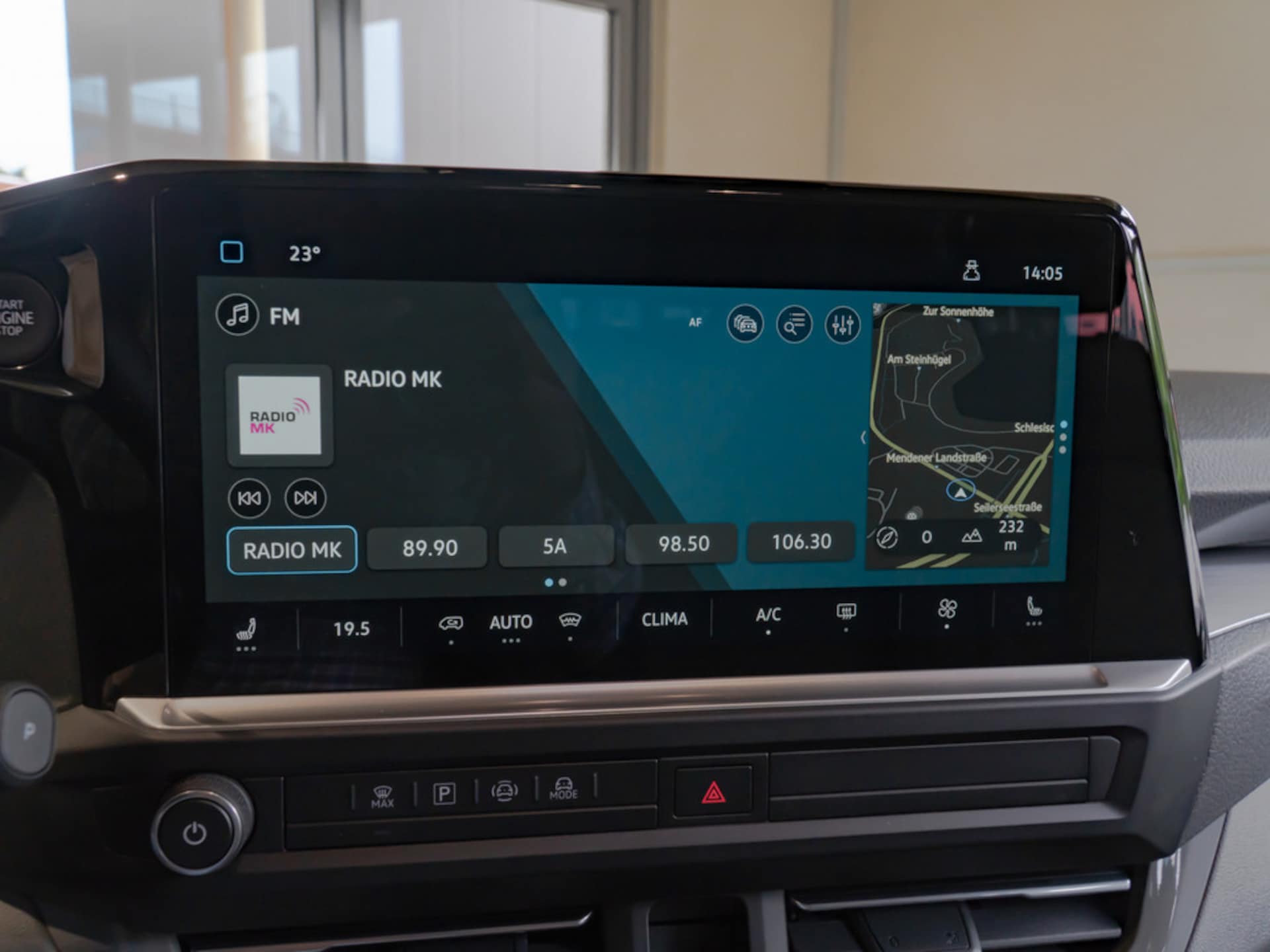 Volkswagen e-Caravelle Life