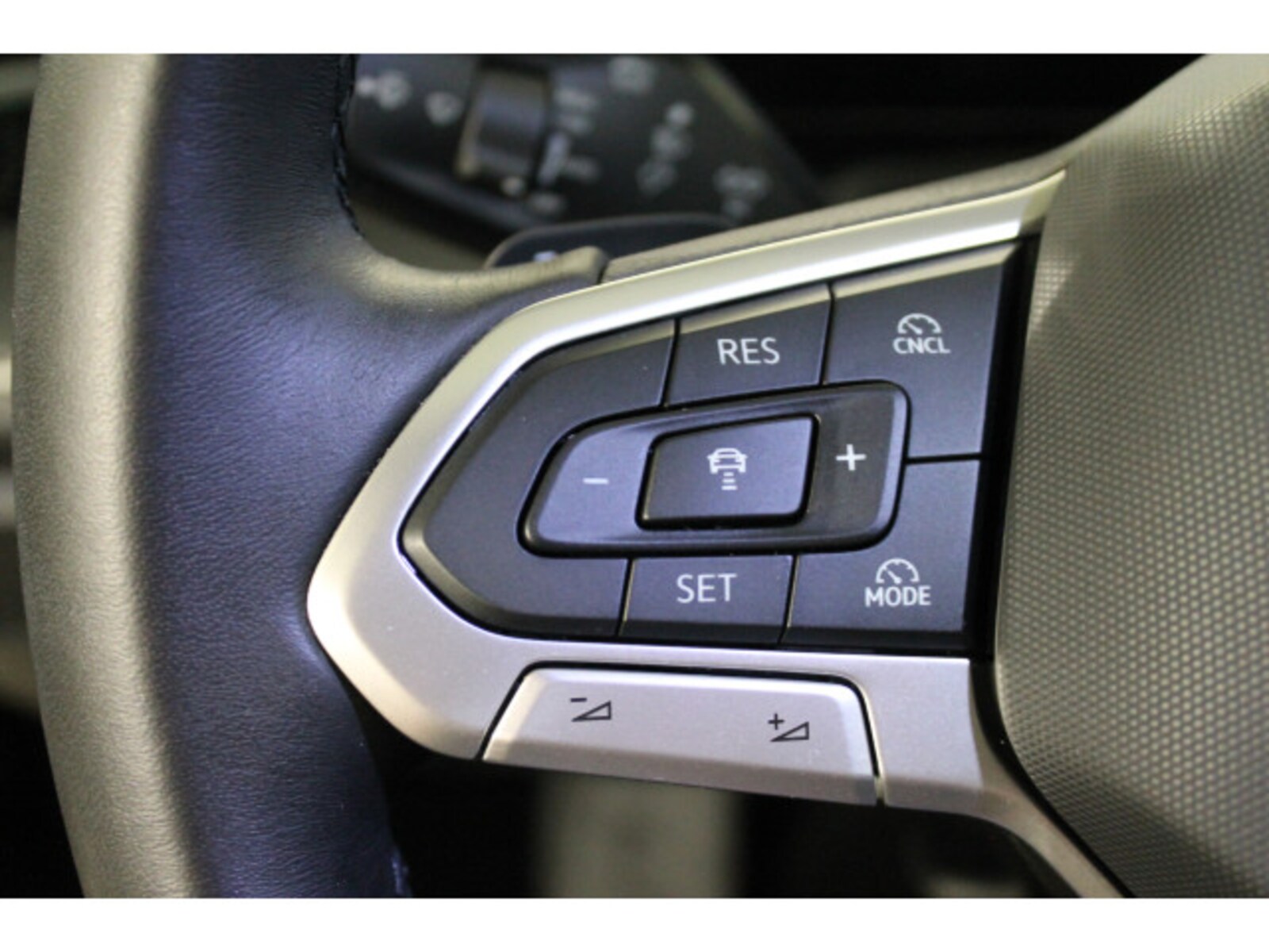 Volkswagen Passat – Bild 15