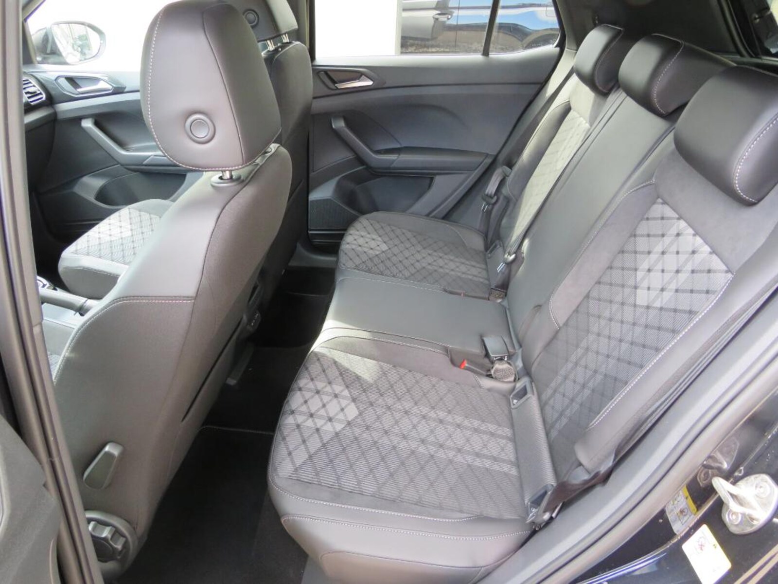 Volkswagen T-Cross – Bild 7