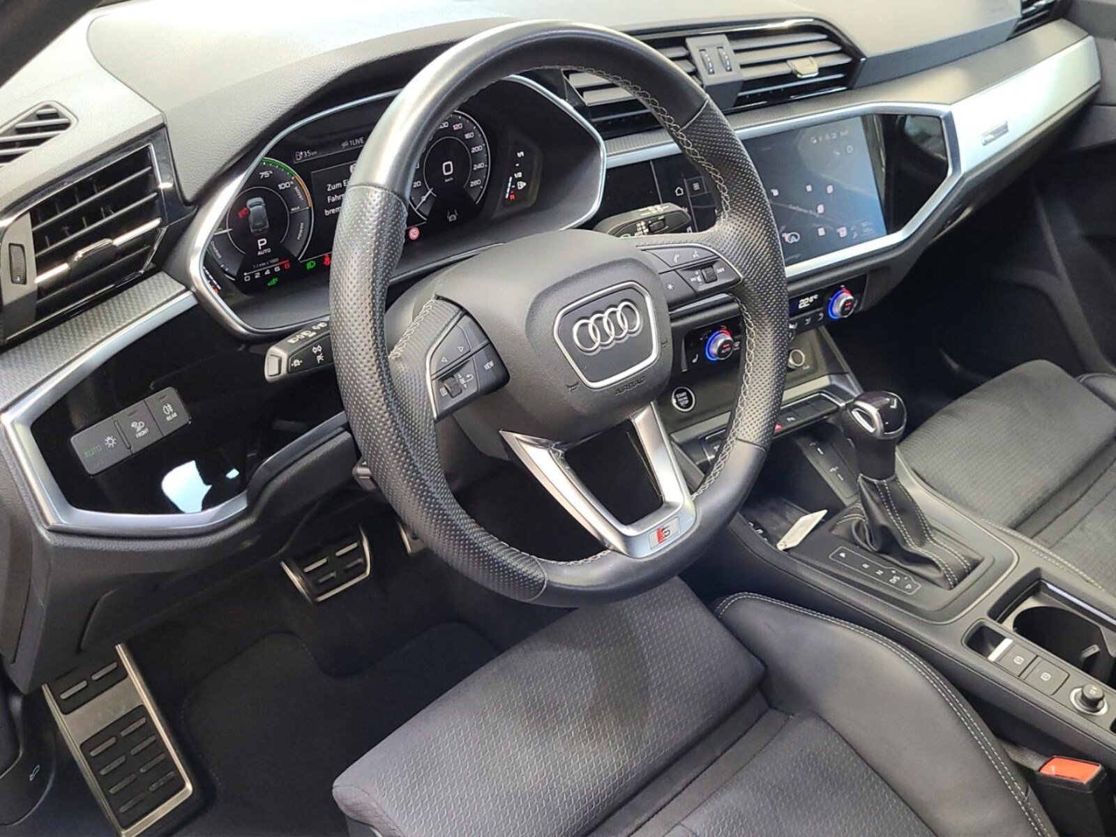 Audi Q3 – Bild 15