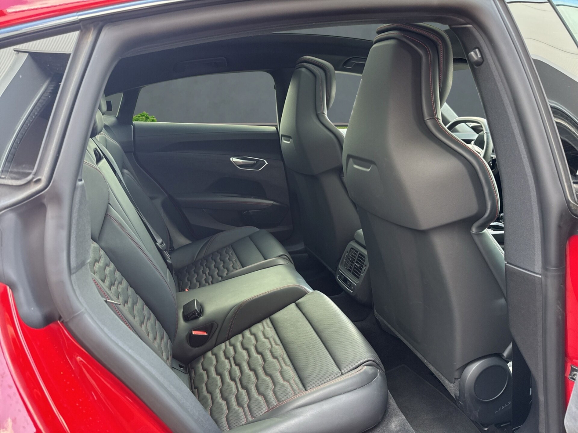 Audi S e-tron GT