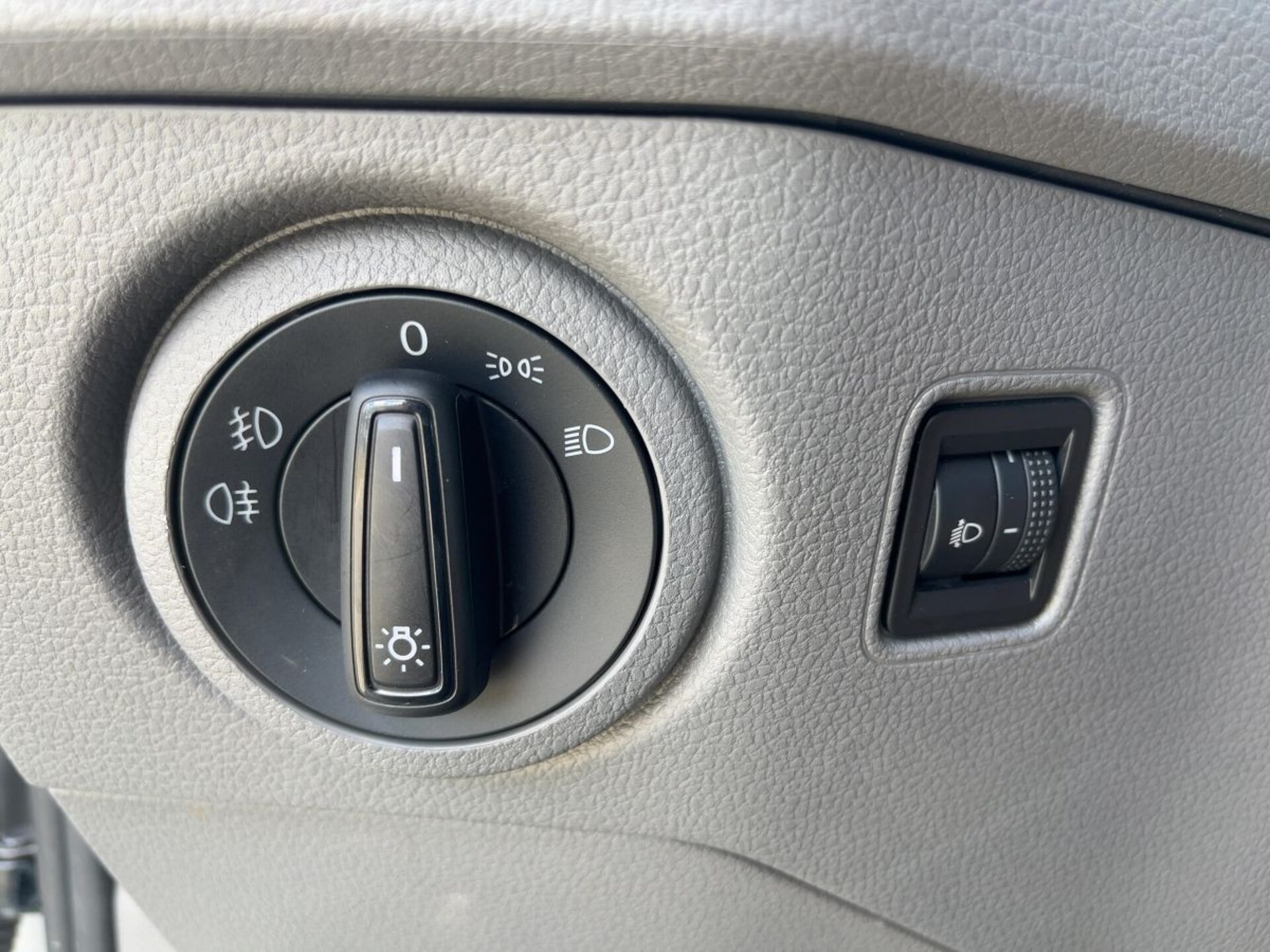 Volkswagen Crafter Kasten langer Radstand