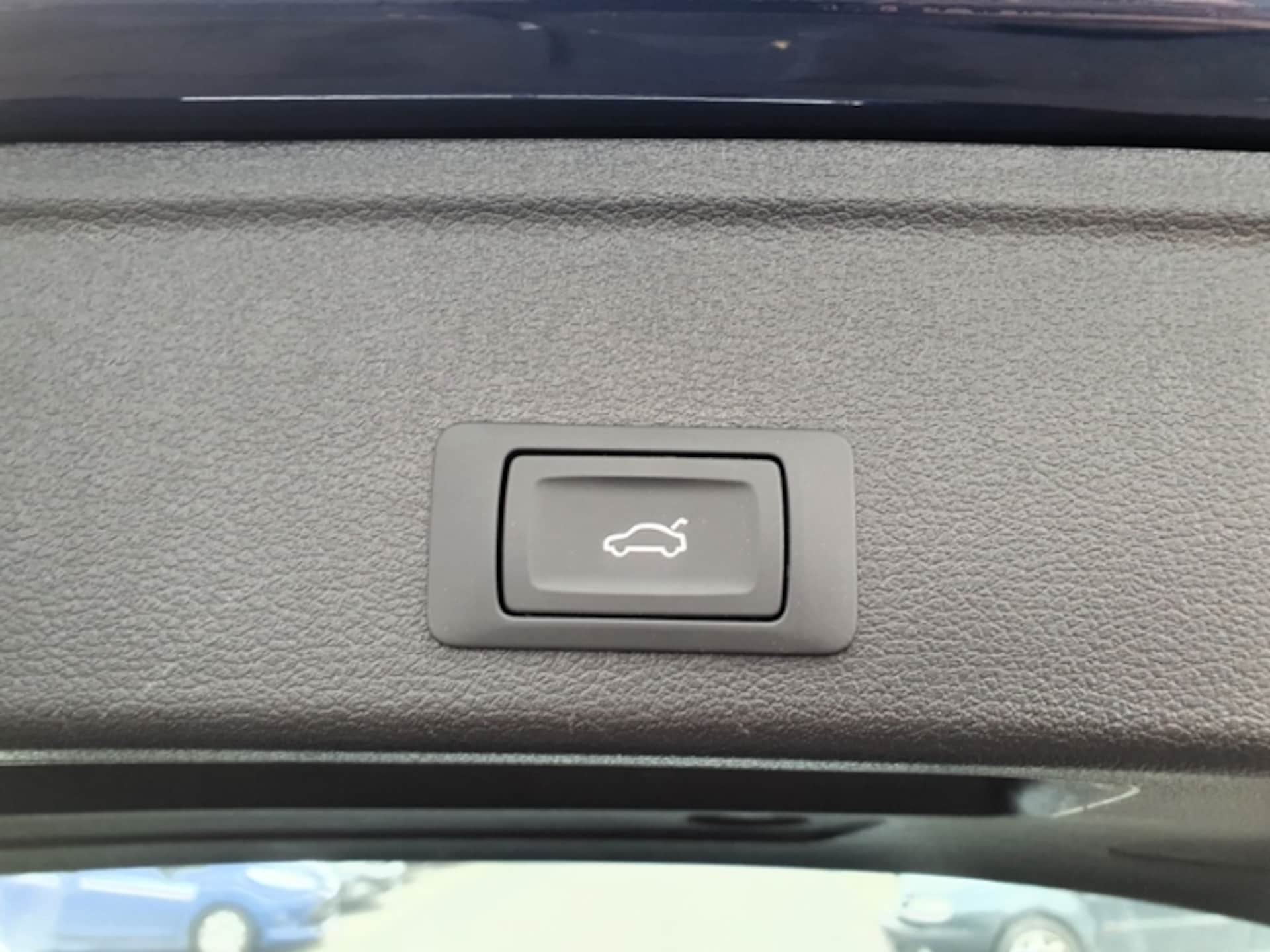 Audi A4 Avant S line