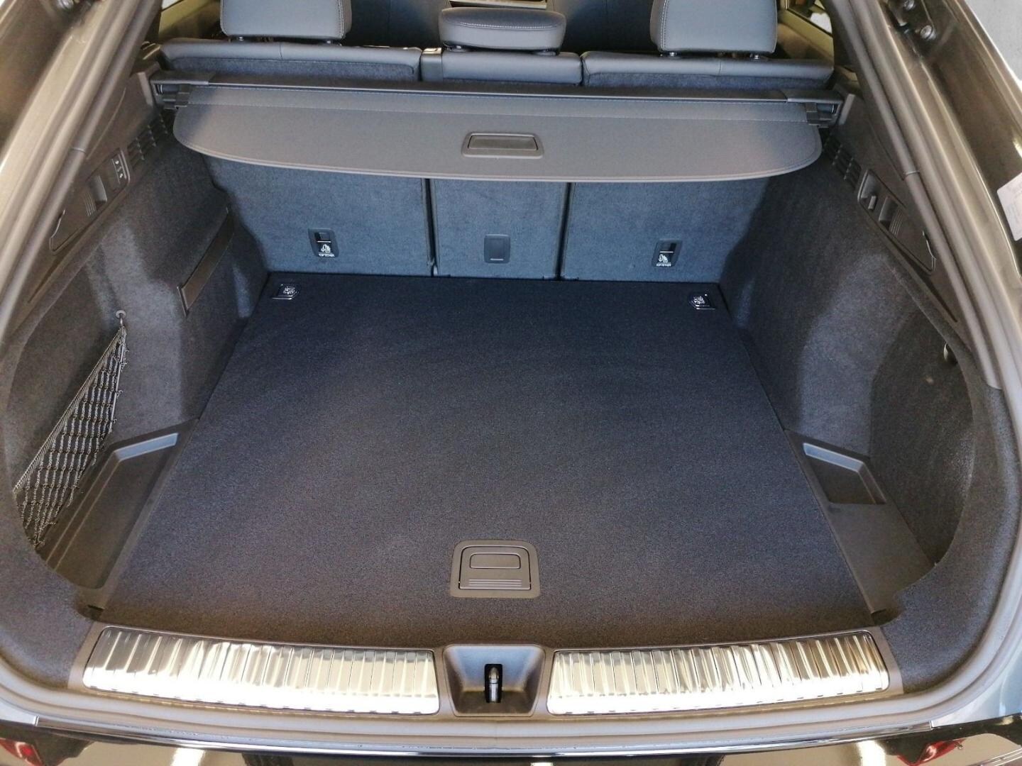 Bild über Audi Q5 Sportback TDI quattro 150 kW S tronic - für weitere Informationen kontaktieren Sie den Audi Partner