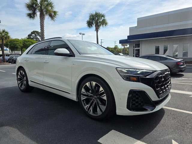 2026 Audi Q8