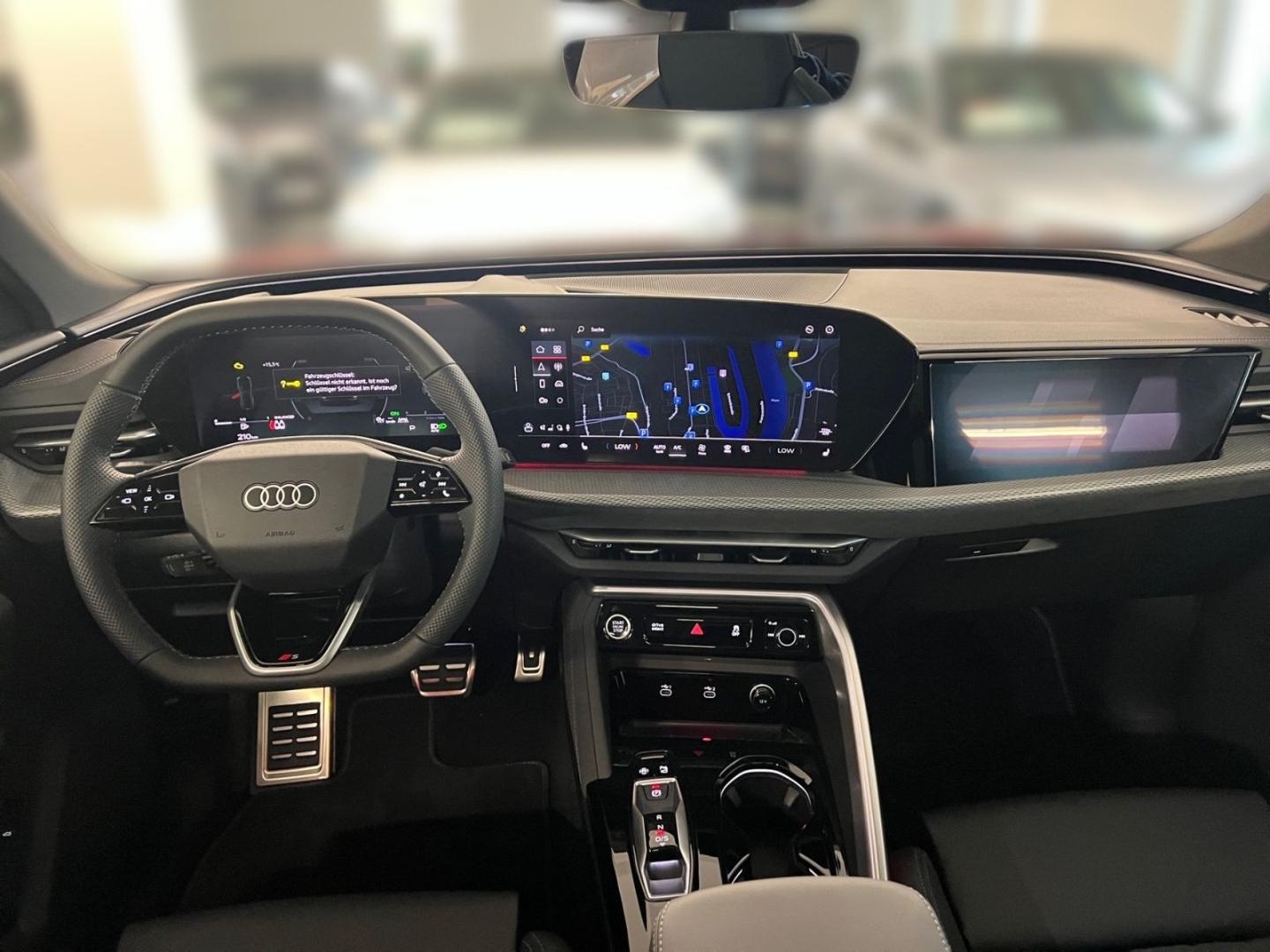Bild über Audi Q5 SUV TDI quattro 150 kW S tronic - für weitere Informationen kontaktieren Sie den Audi Partner