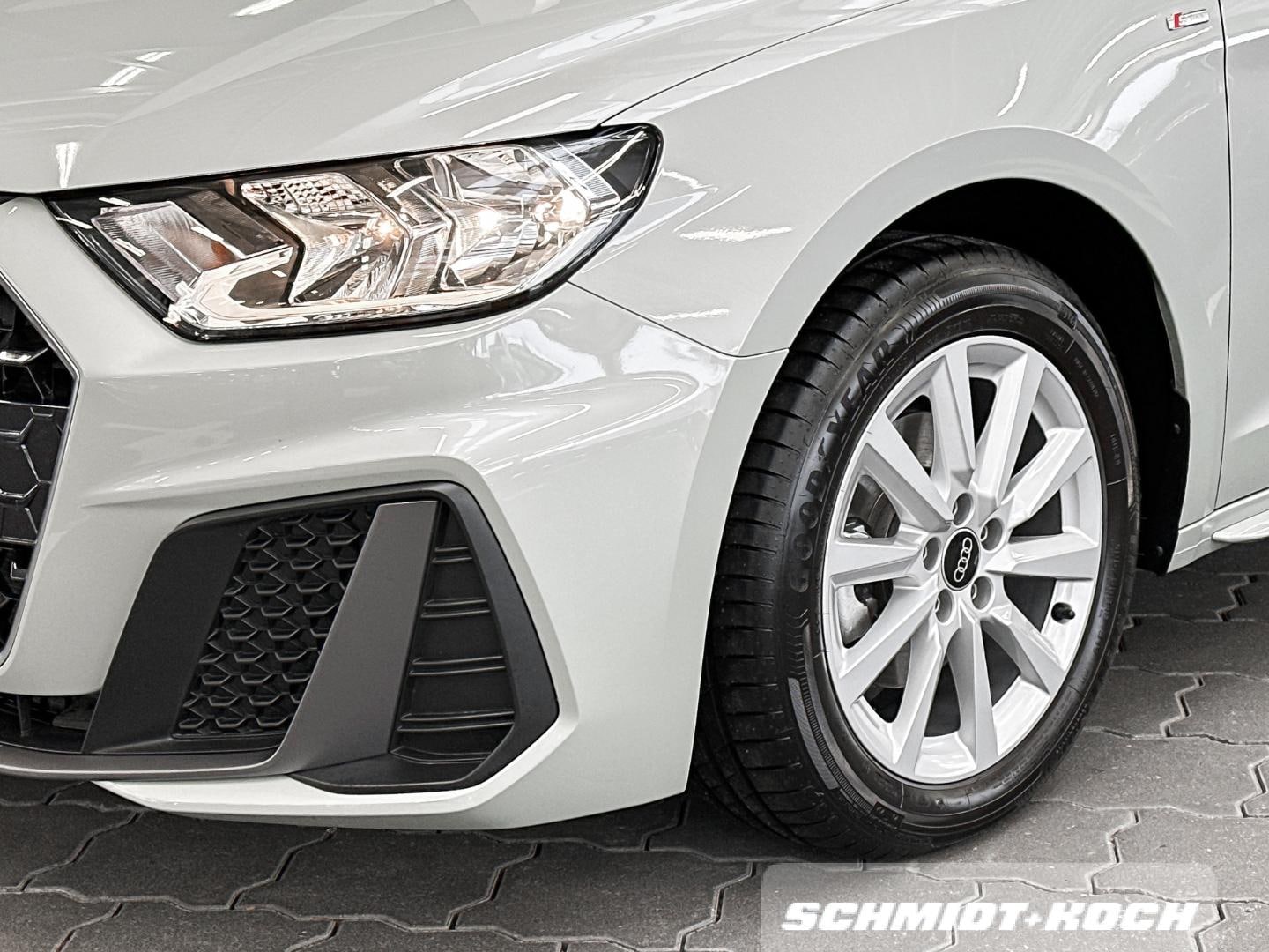 Bild über Audi A1 Sportback S line 30 TFSI Schaltgetriebe - für weitere Informationen kontaktieren Sie den Audi Partner