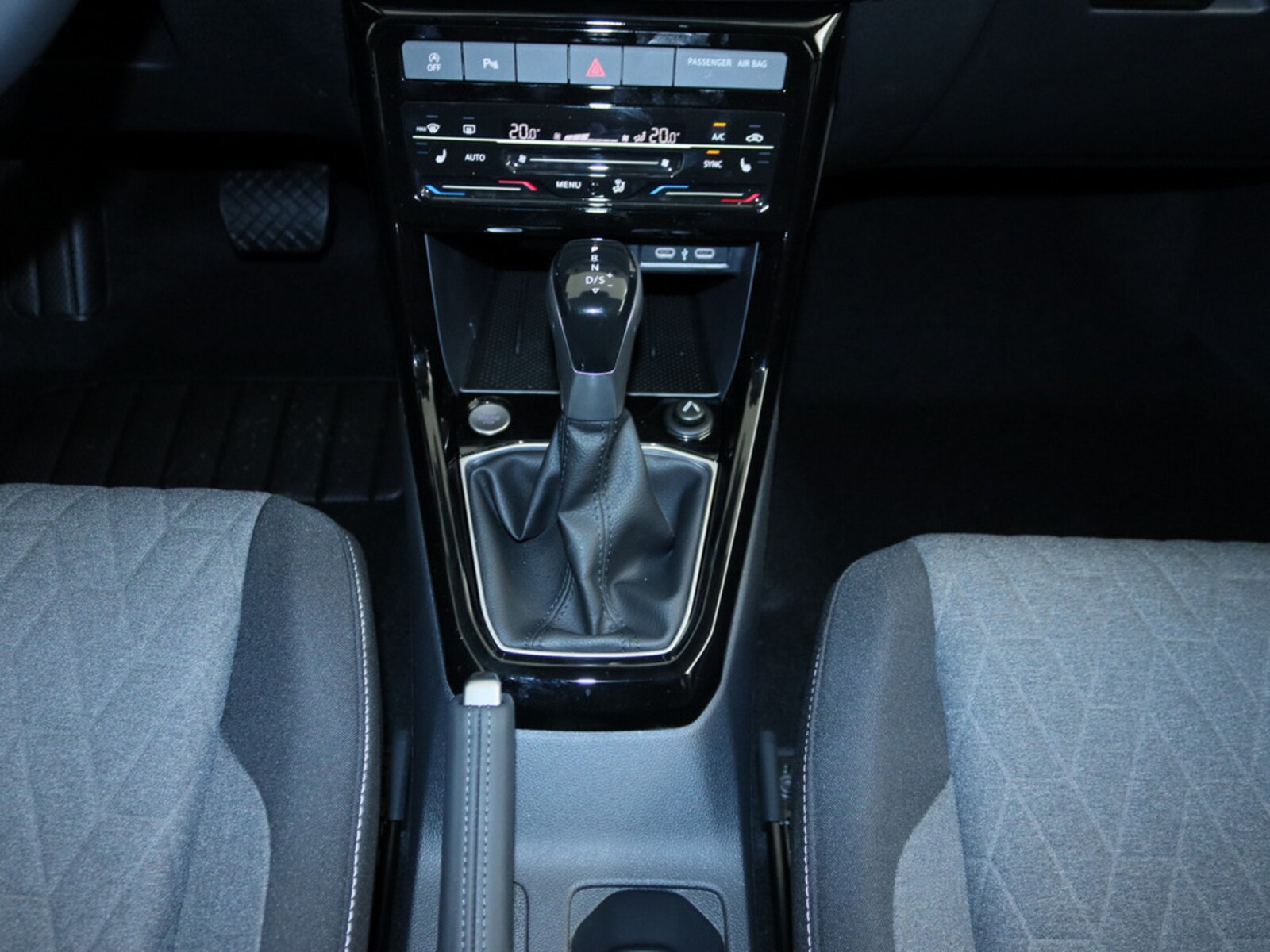 Volkswagen T-Cross – Bild 17