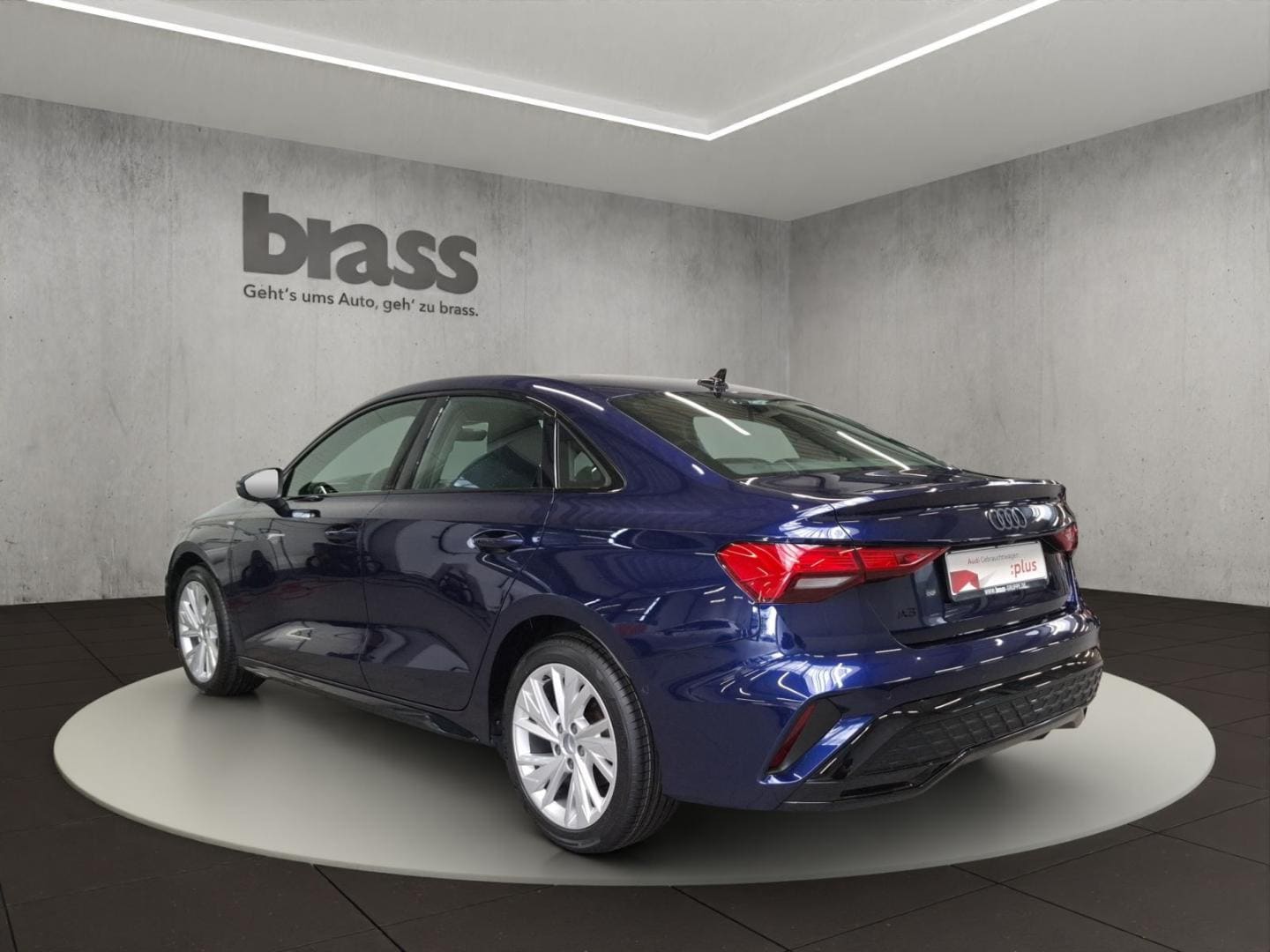 Bild über Audi A3 Limousine S line 30 TFSI S tronic - für weitere Informationen kontaktieren Sie den Audi Partner
