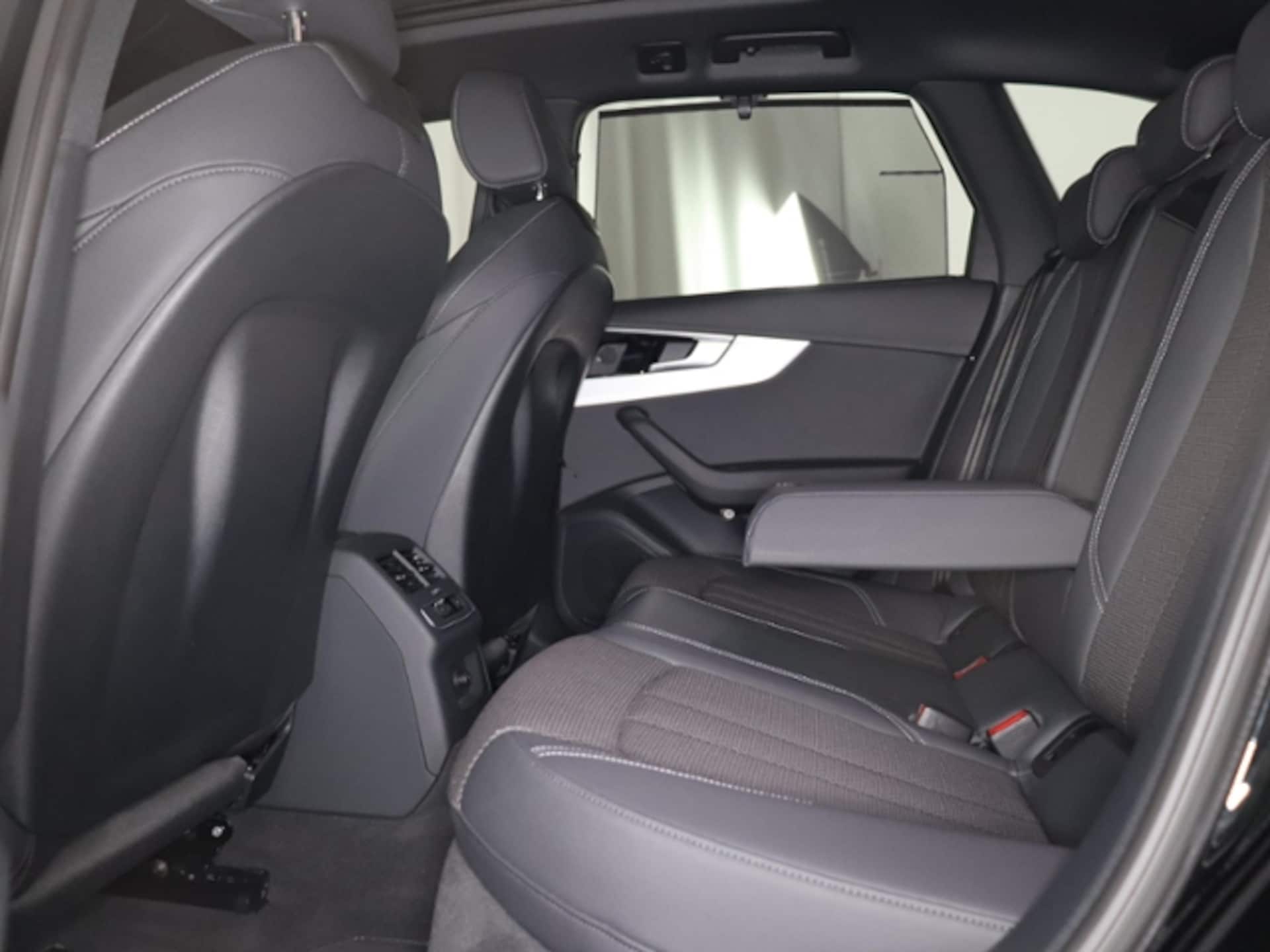 Audi A4 Avant S line