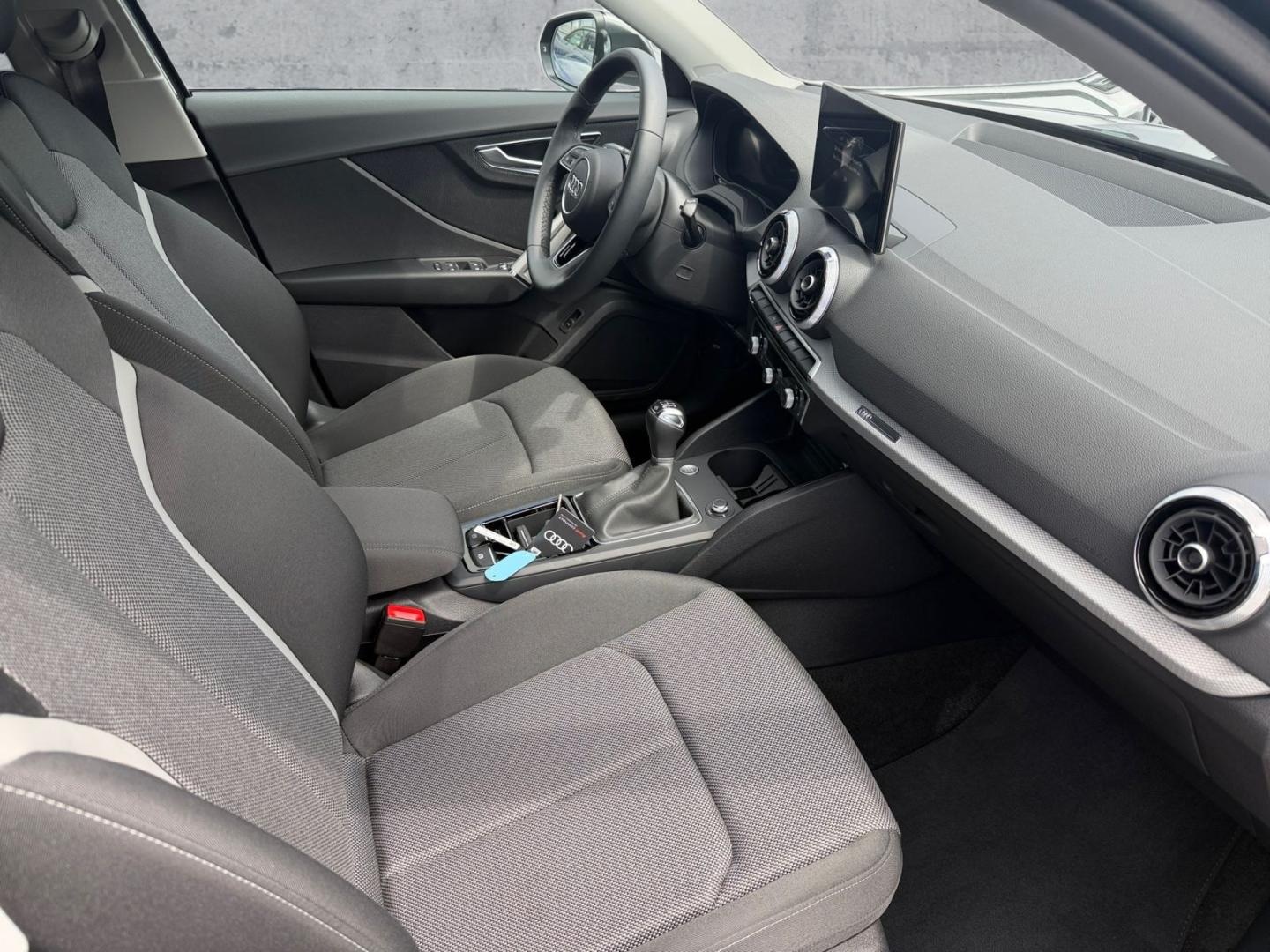 Bild über Audi Q2 S line 30 TDI Schaltgetriebe - für weitere Informationen kontaktieren Sie den Audi Partner