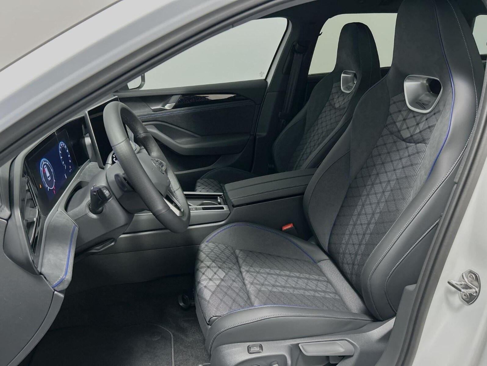 Volkswagen Passat – Bild 10