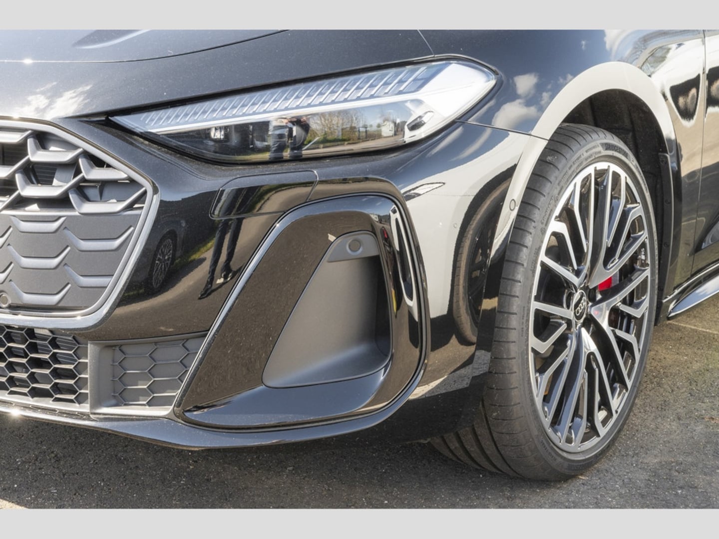 Bild über Audi A5 Avant e-hybrid e-hybrid quattro 270 kW S tronic - für weitere Informationen kontaktieren Sie den Audi Partner