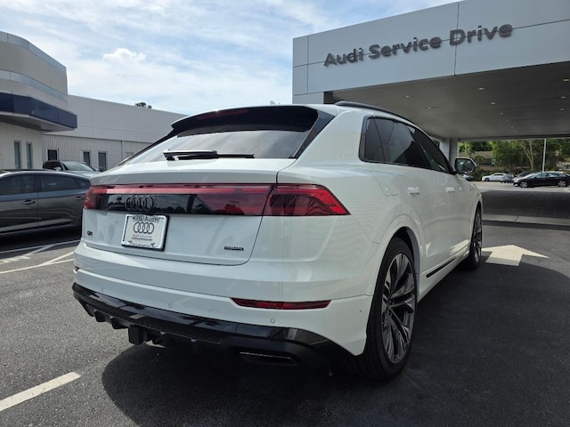 2026 Audi Q8