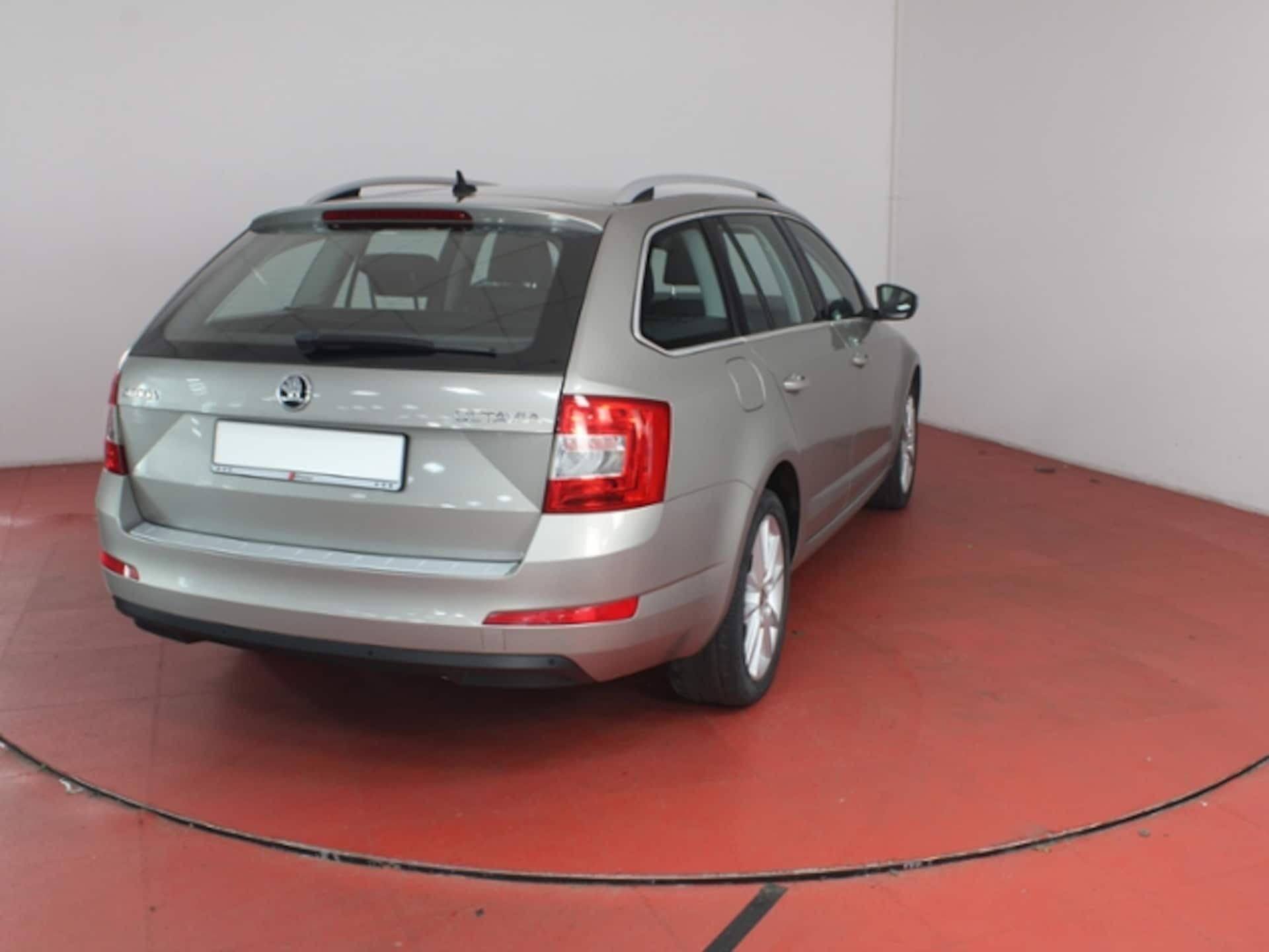 Skoda Octavia Combi Elegance
