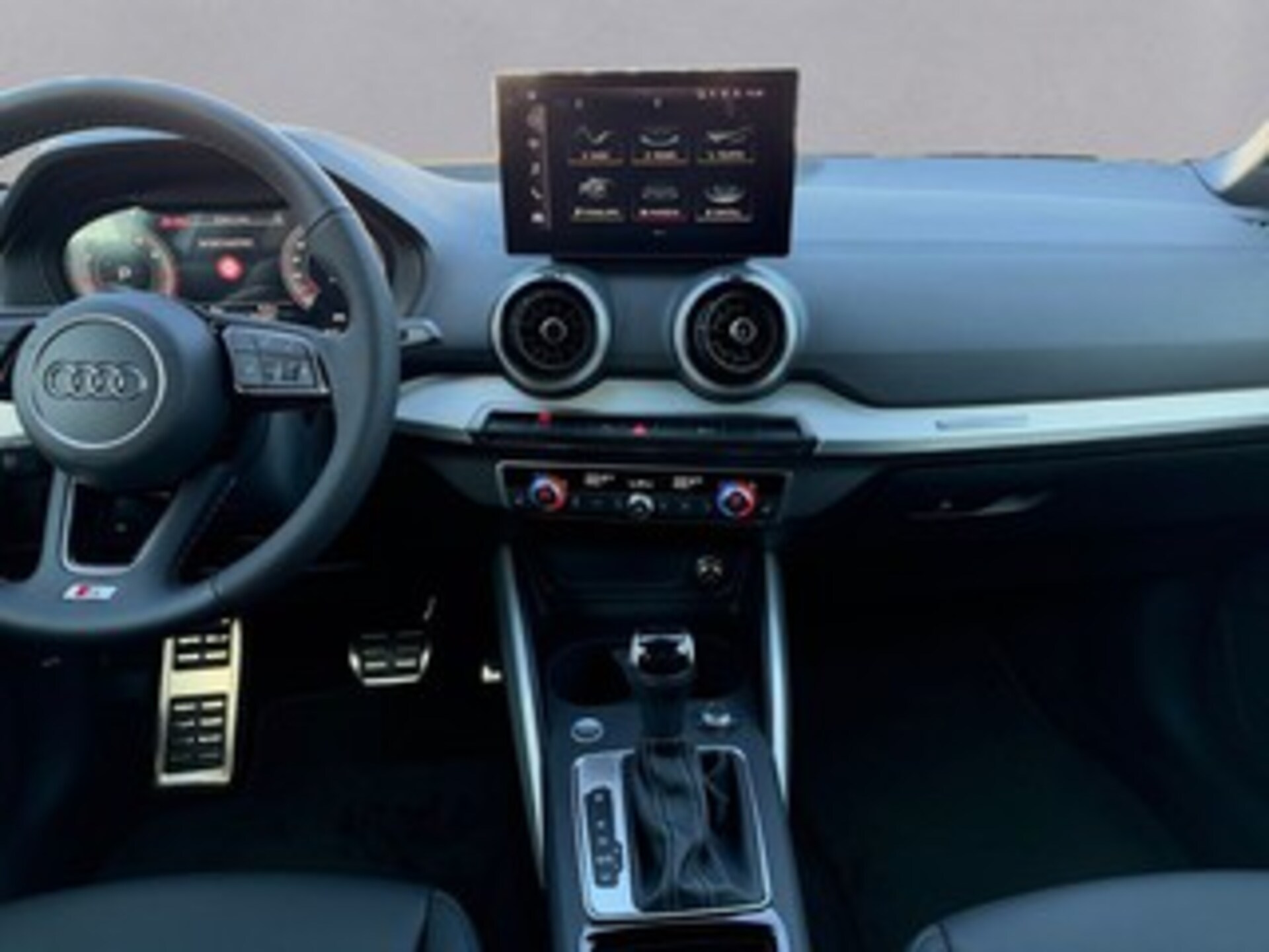 Audi Q2 S line