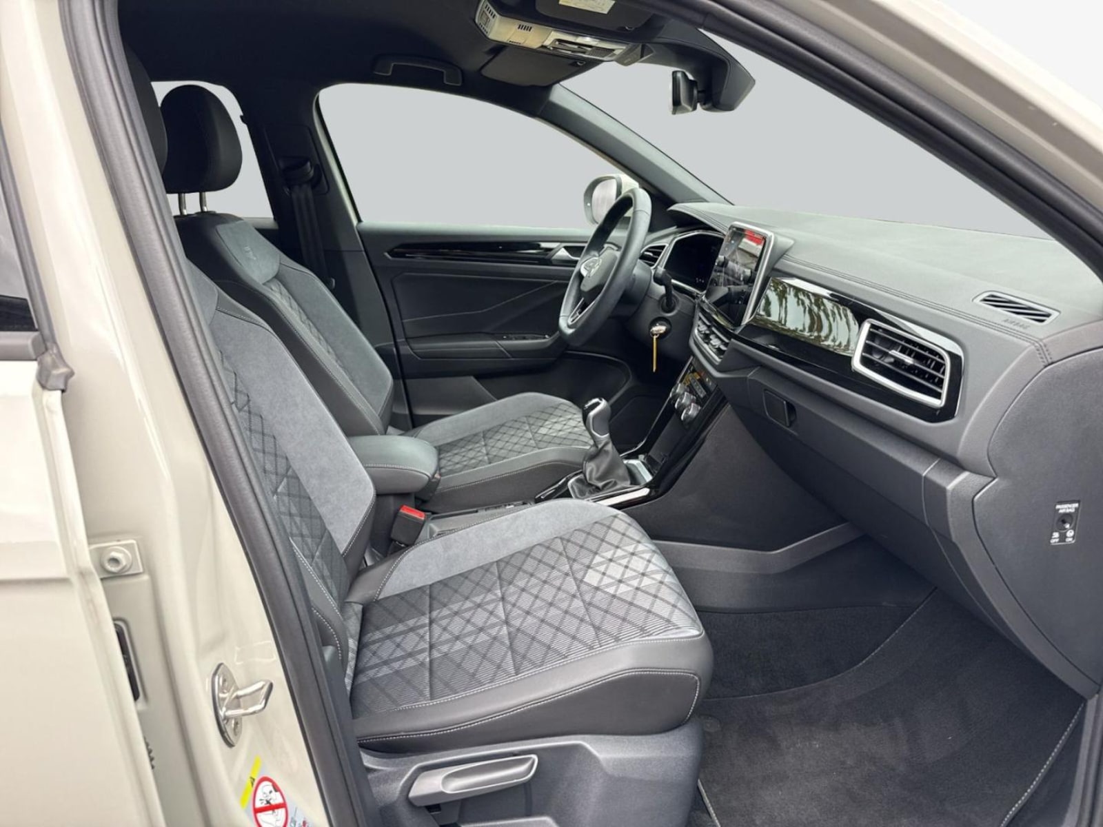 Volkswagen T-Roc – Bild 12