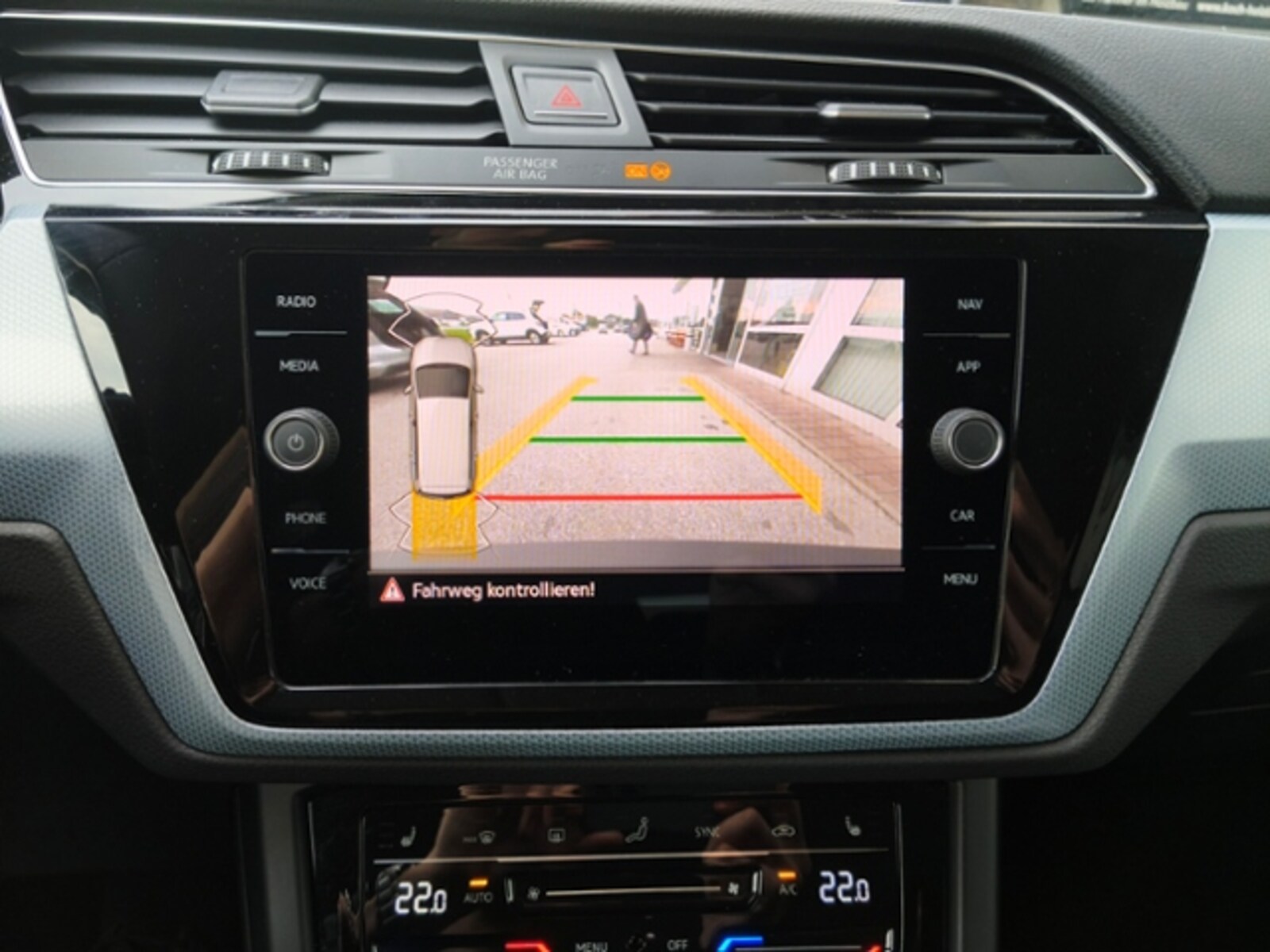 Volkswagen Touran – Bild 17
