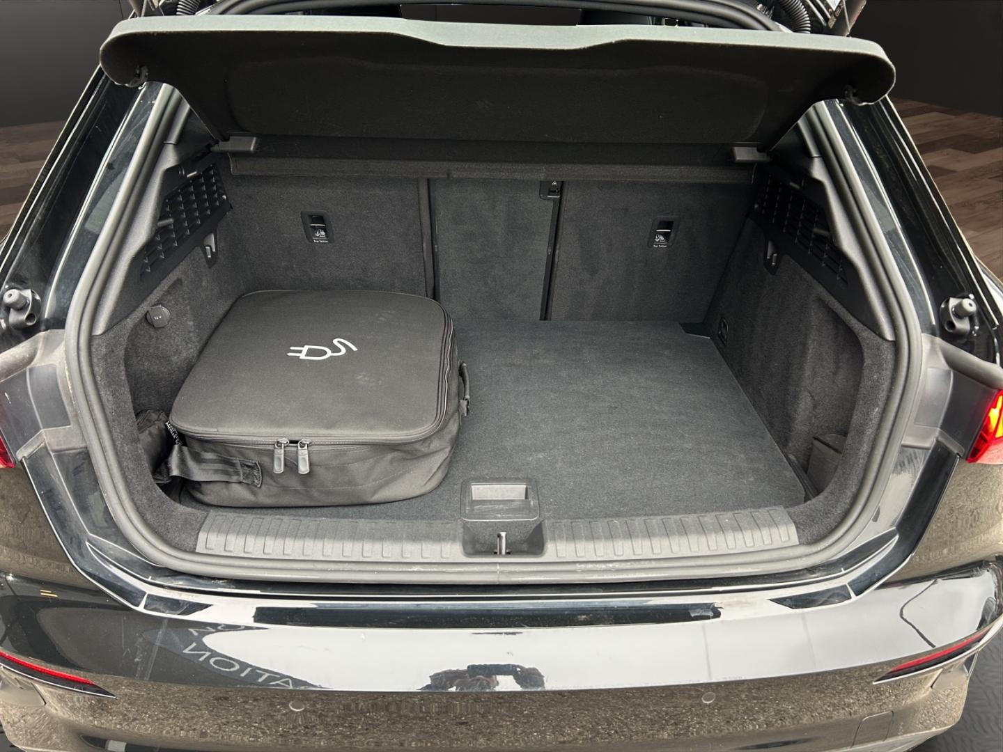 Image de Audi A3 Sportback TFSI e S line 40 TFSI e 150 kW (204 ch) S tronic - for more details contact your dealer