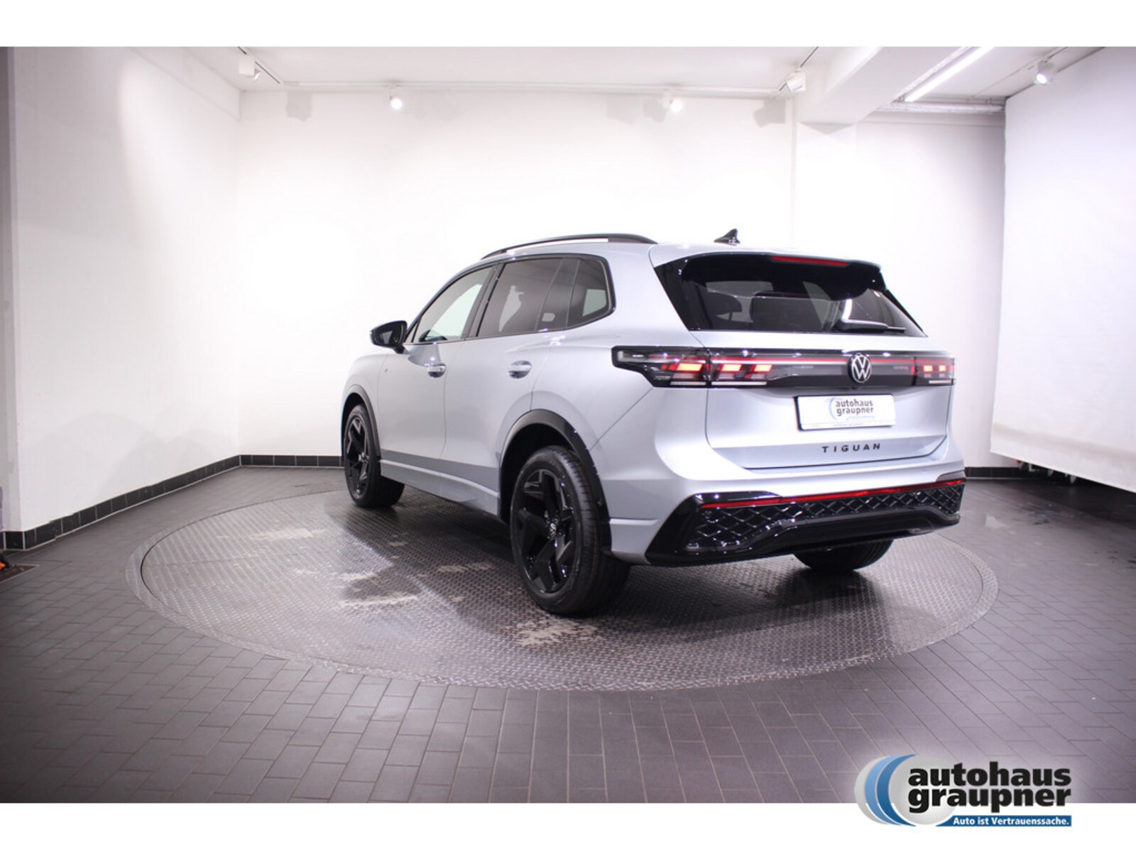 Volkswagen Tiguan – Bild 2