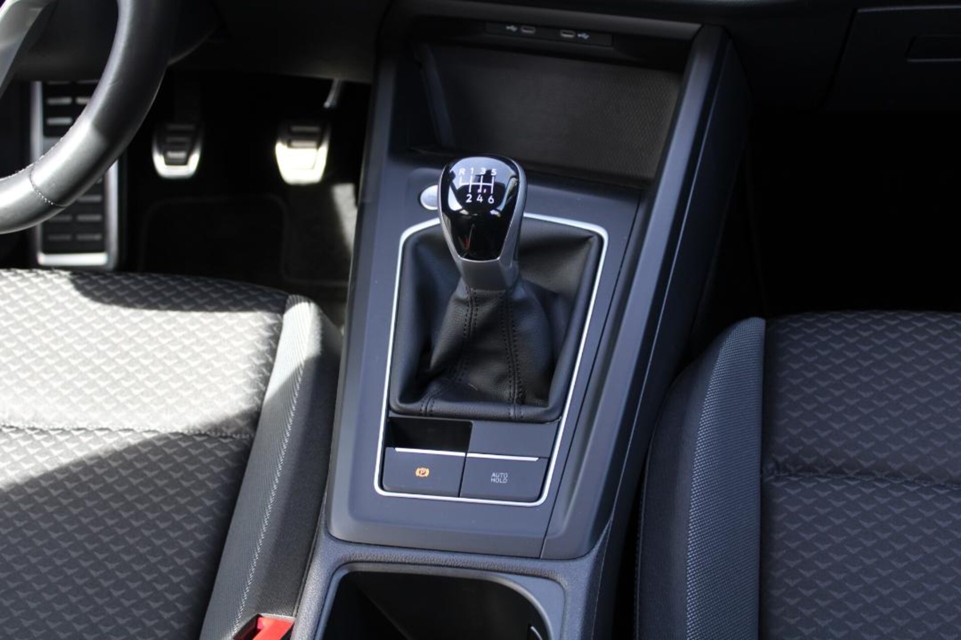 Volkswagen Golf Active