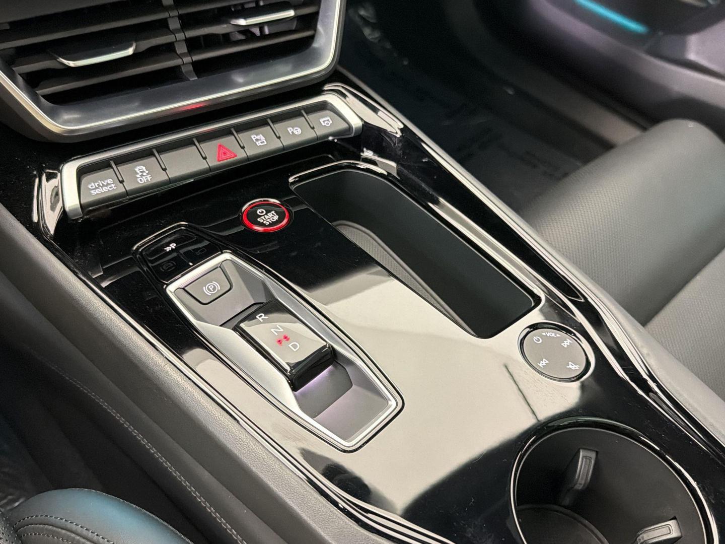 2024 Audi RS e-tron GT Base - Photo 19
