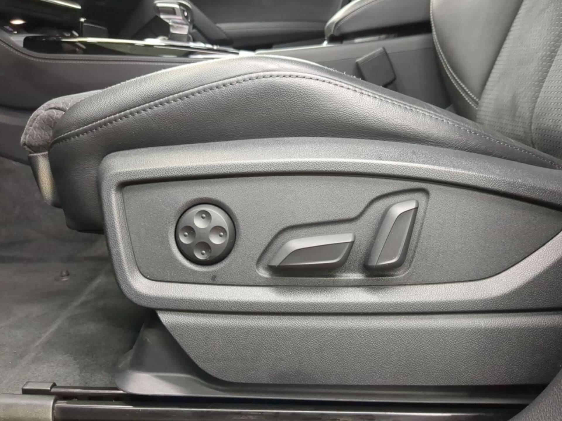 Audi Q5 SUV Advanced