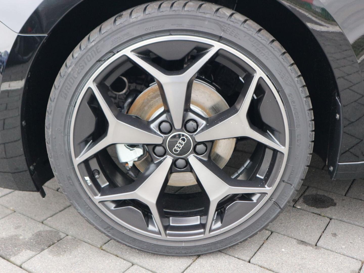 Bild über Audi A1 Sportback S line 35 TFSI S tronic - für weitere Informationen kontaktieren Sie den Audi Partner