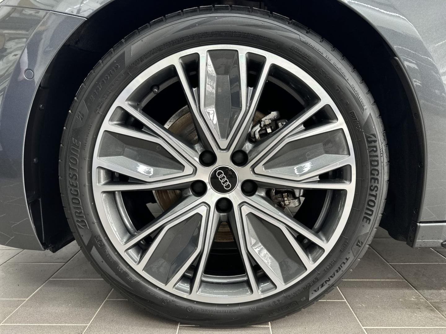 Bild über Audi A5 Avant TFSI S tronic - für weitere Informationen kontaktieren Sie den Audi Partner