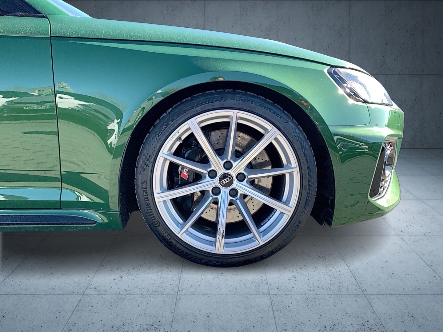 Image about Audi RS 4 Avant TFSI quattro tiptronic