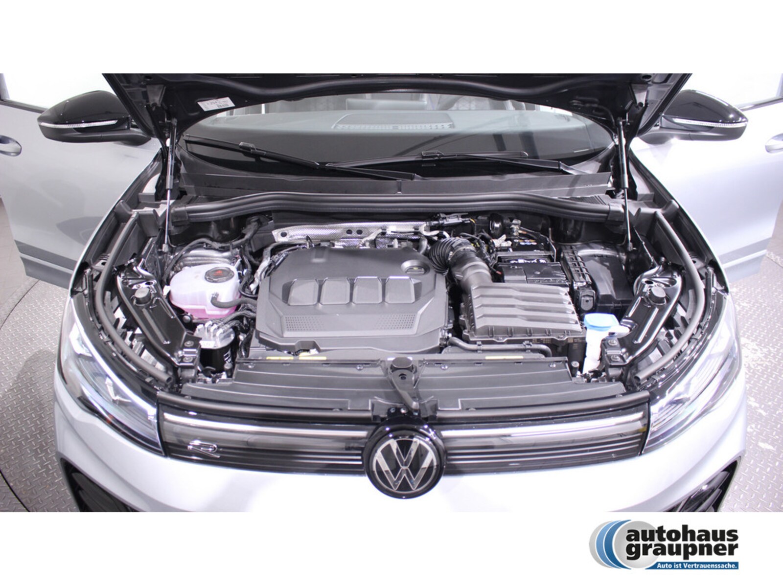 Volkswagen Tiguan – Bild 7