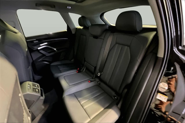 2025 Audi Q5 Premium Plus - Photo 21