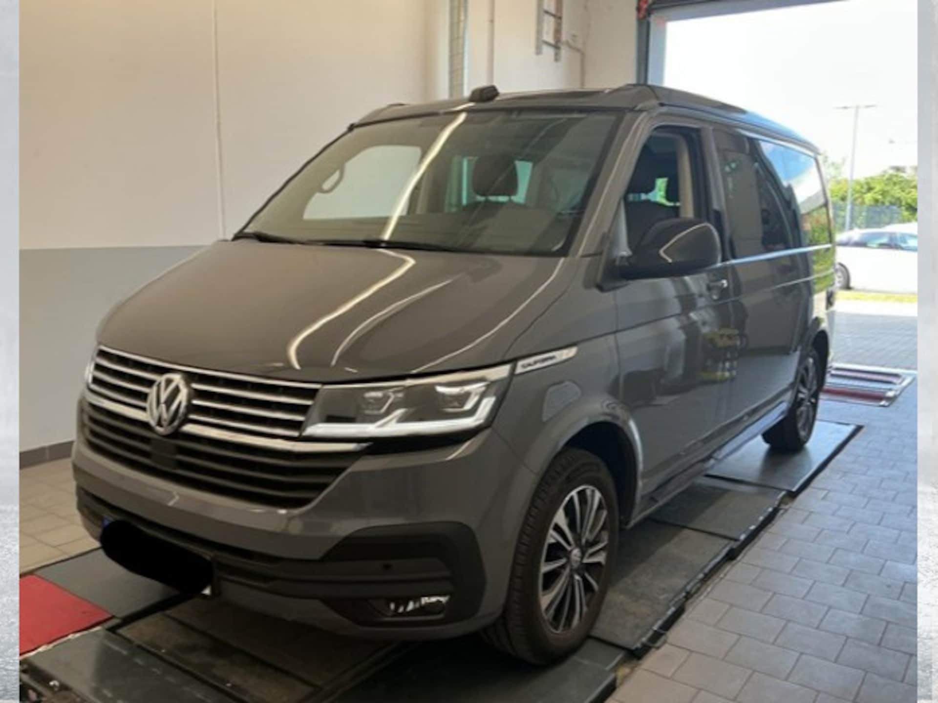 Volkswagen T6.1 California Coast