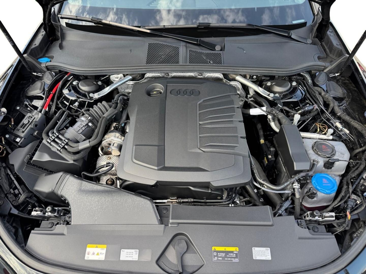 Bild über Audi A6 Avant TDI quattro 150 kW S tronic - für weitere Informationen kontaktieren Sie den Audi Partner