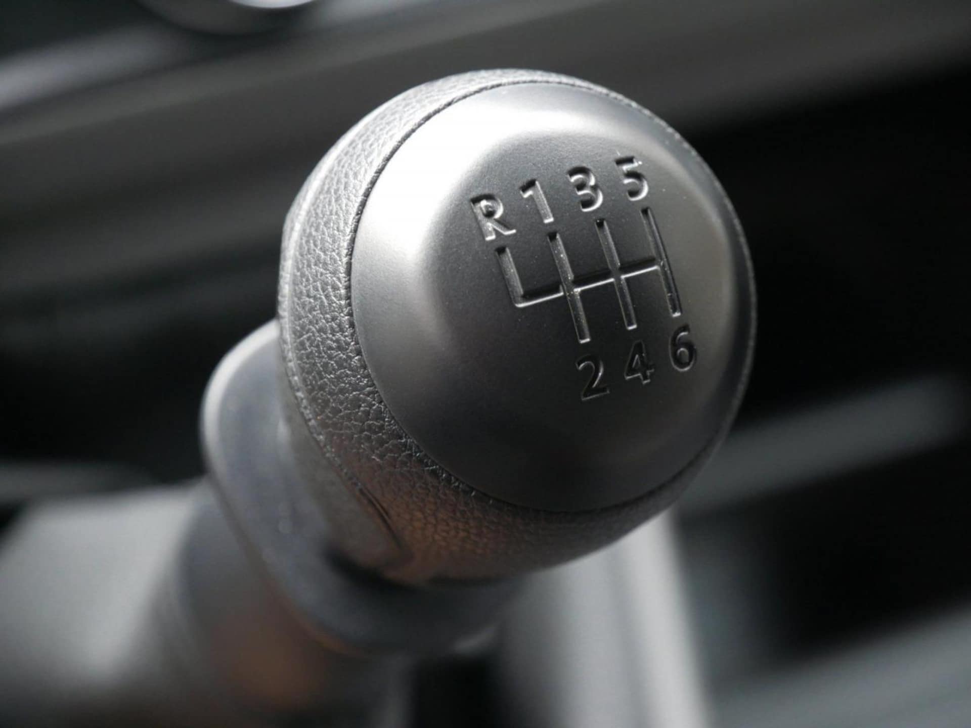 Volkswagen Crafter Kasten langer Radstand