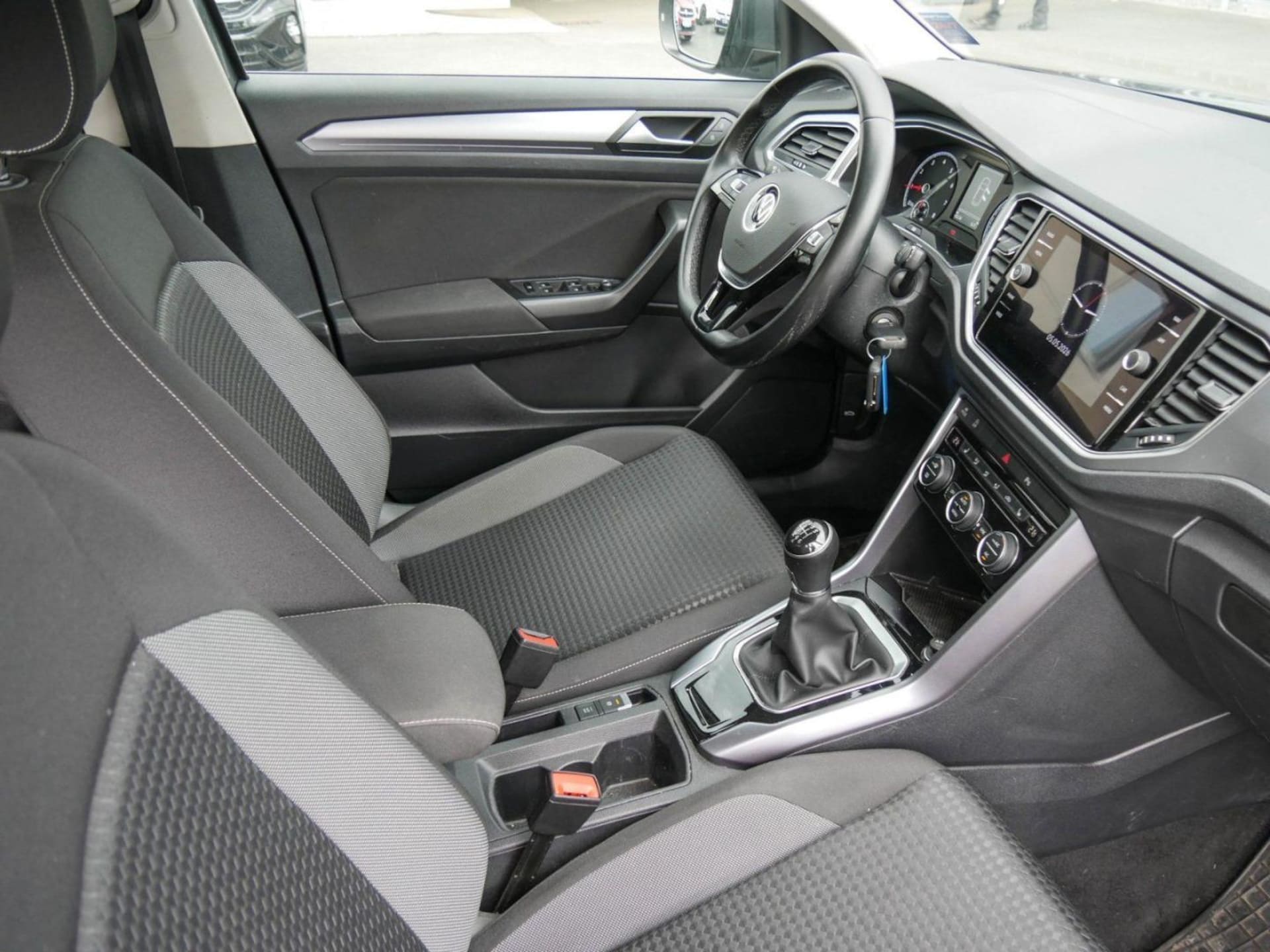Volkswagen T-Roc Active