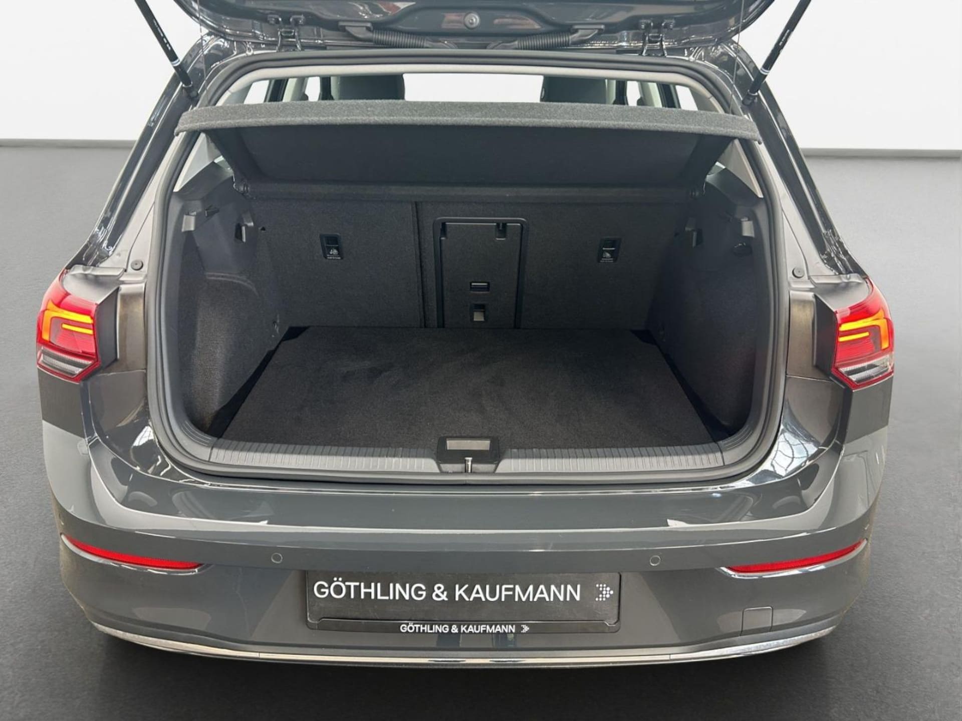 Volkswagen Golf Style