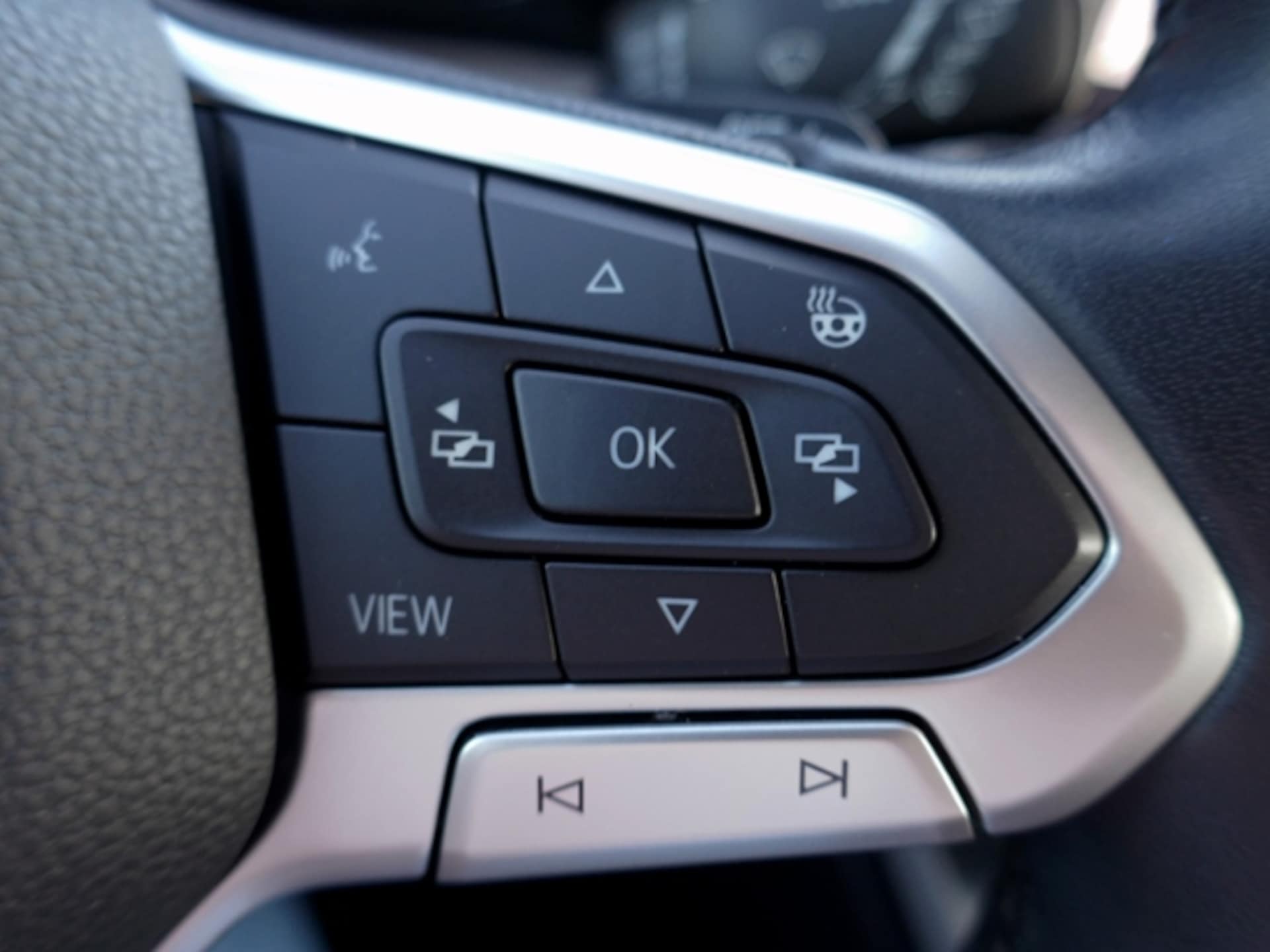 Volkswagen Golf Active