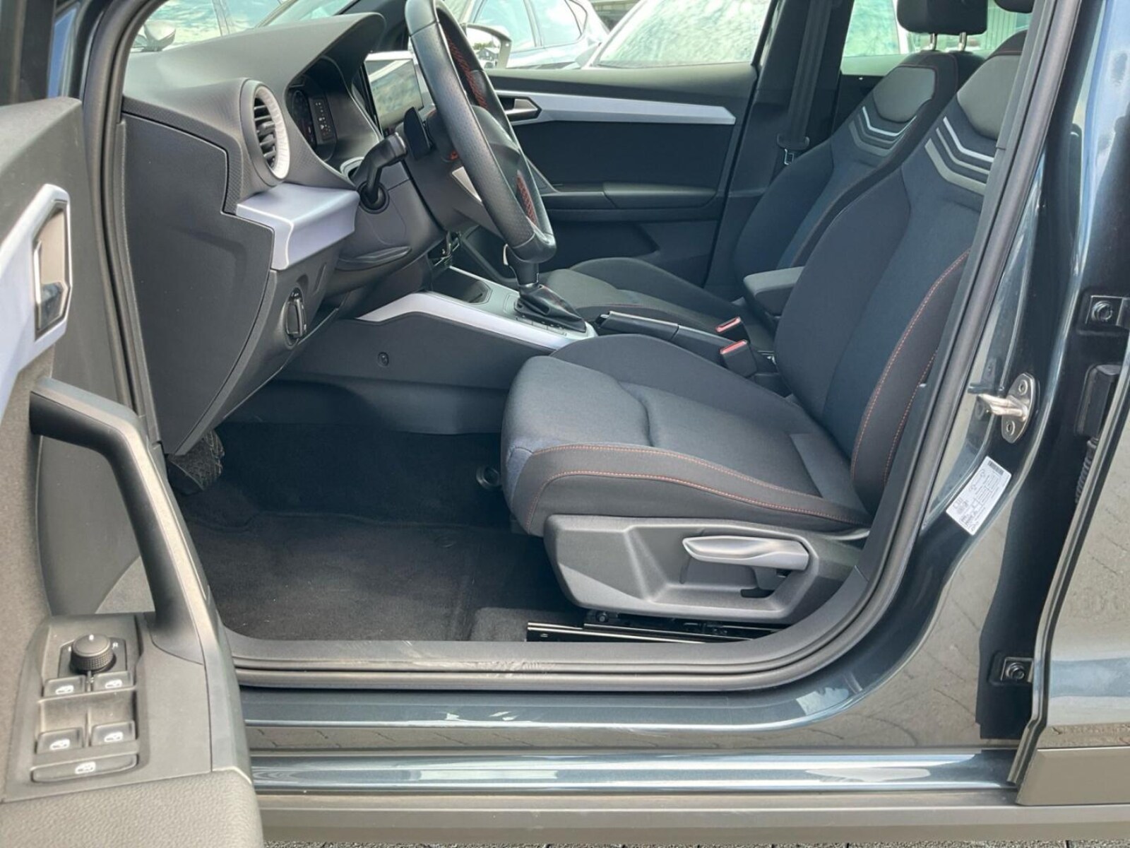 SEAT Arona – Bild 6